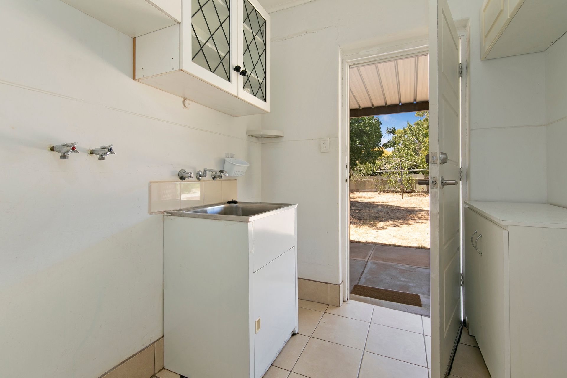 19 Theodore Street — photo 10 of 13