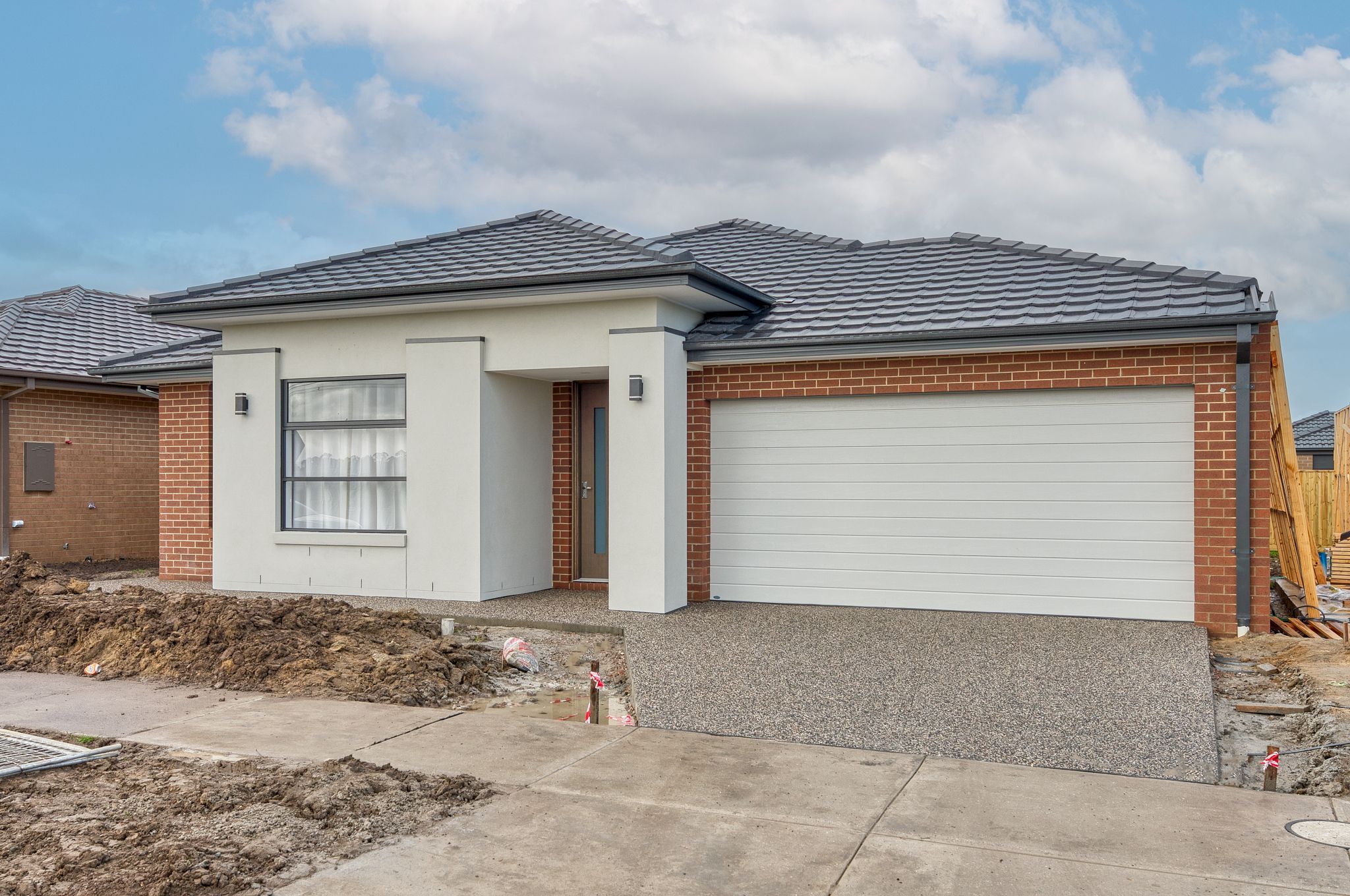 34 Langwarrin Crescent, Clyde North, VIC 3978