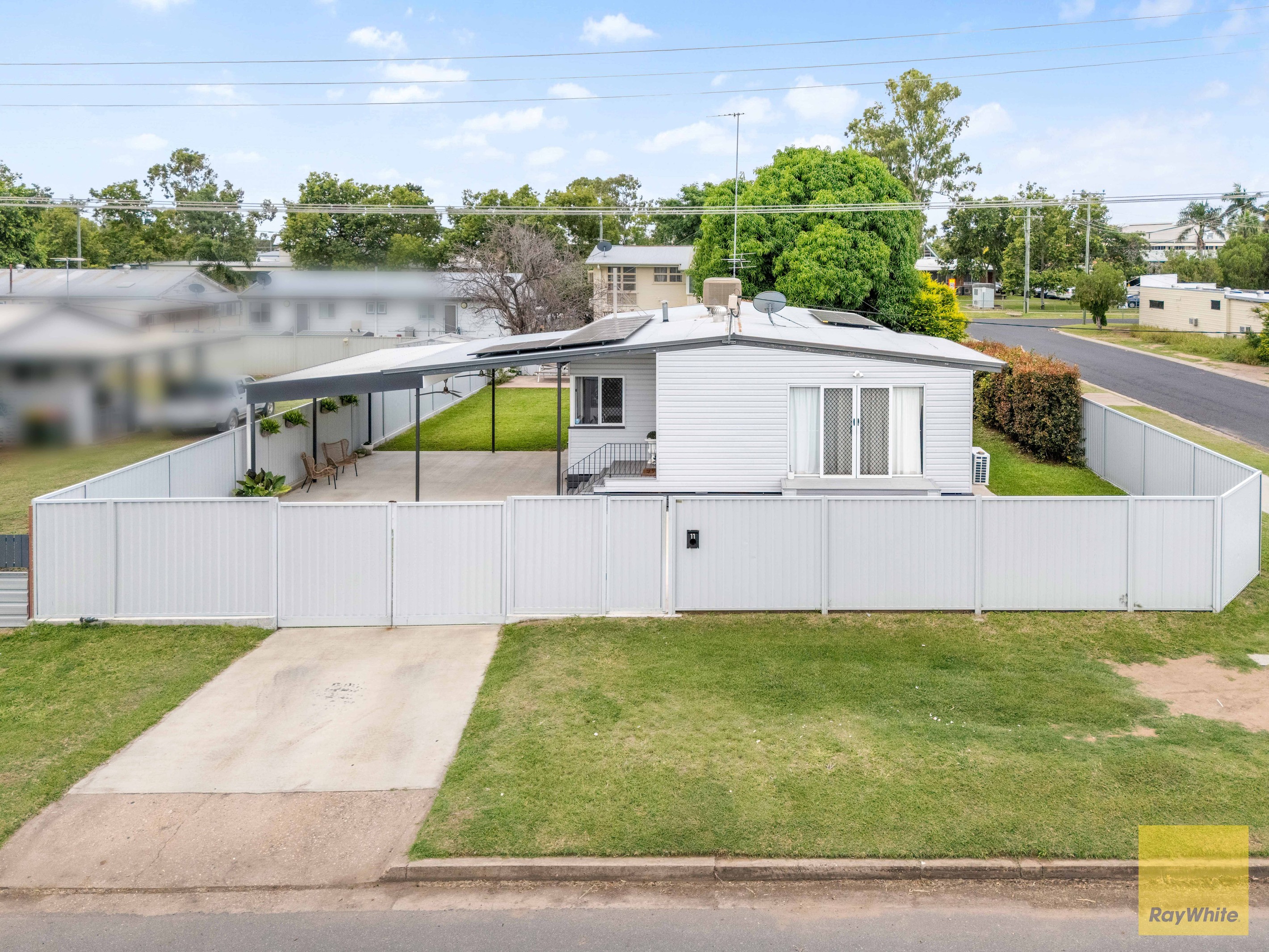 11 Harris Street, Emerald, QLD 4720
