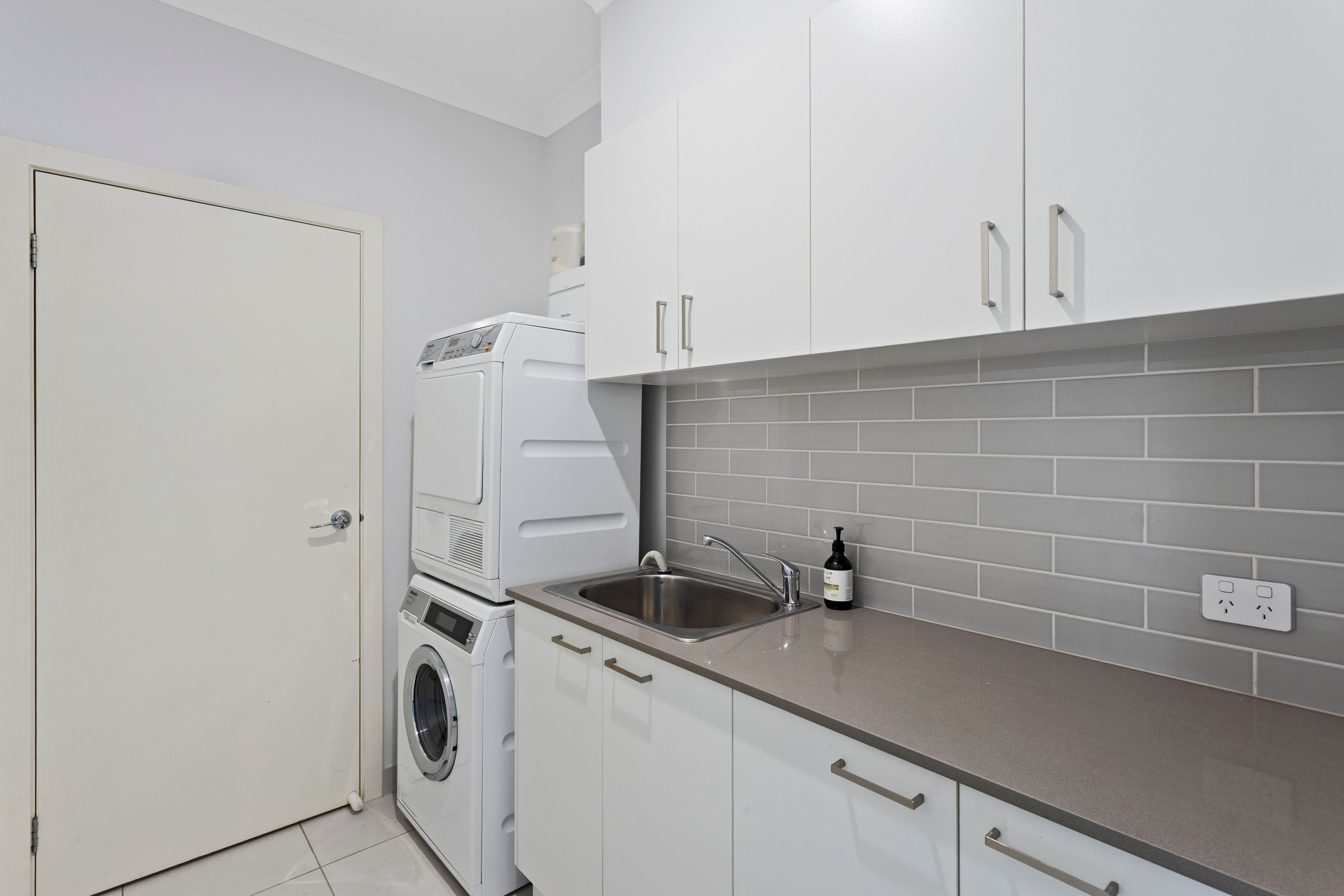 3/34 Maria Drive — photo 10 of 10