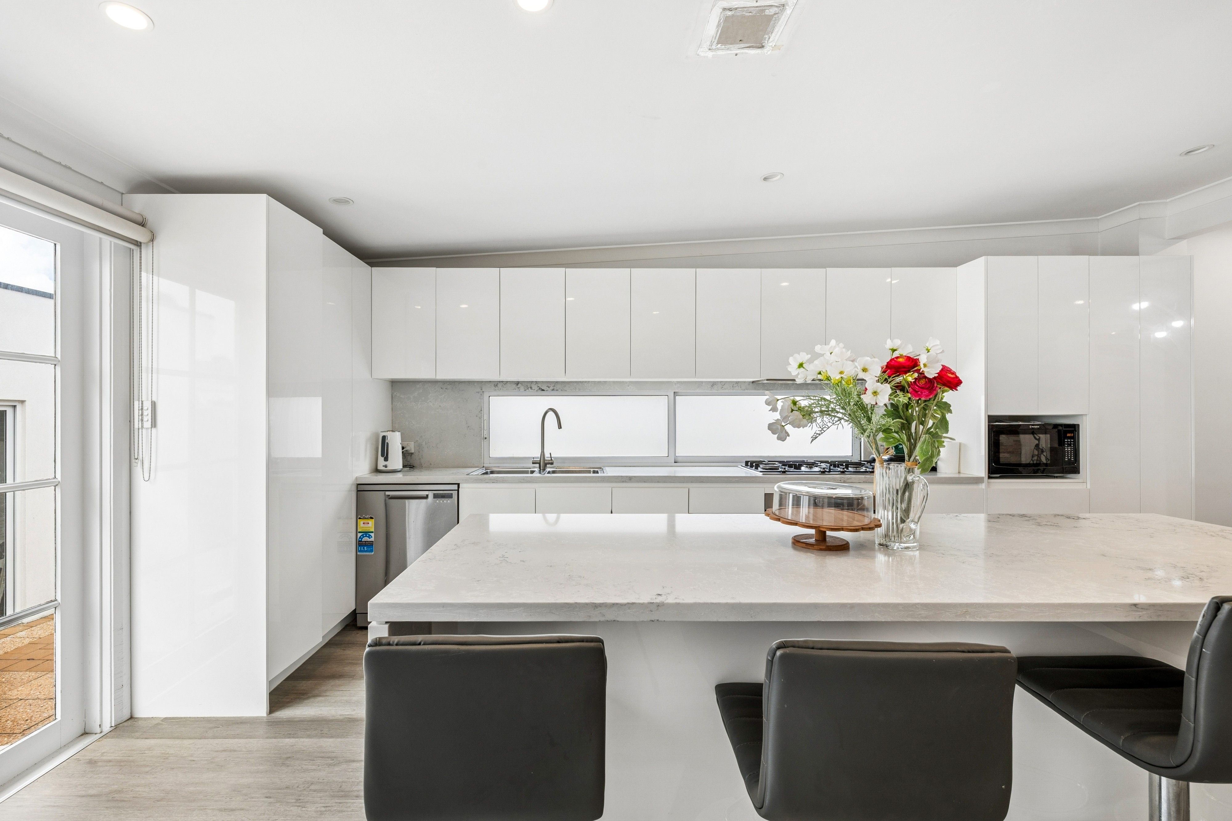 29 Kensington Street — photo 3 of 25
