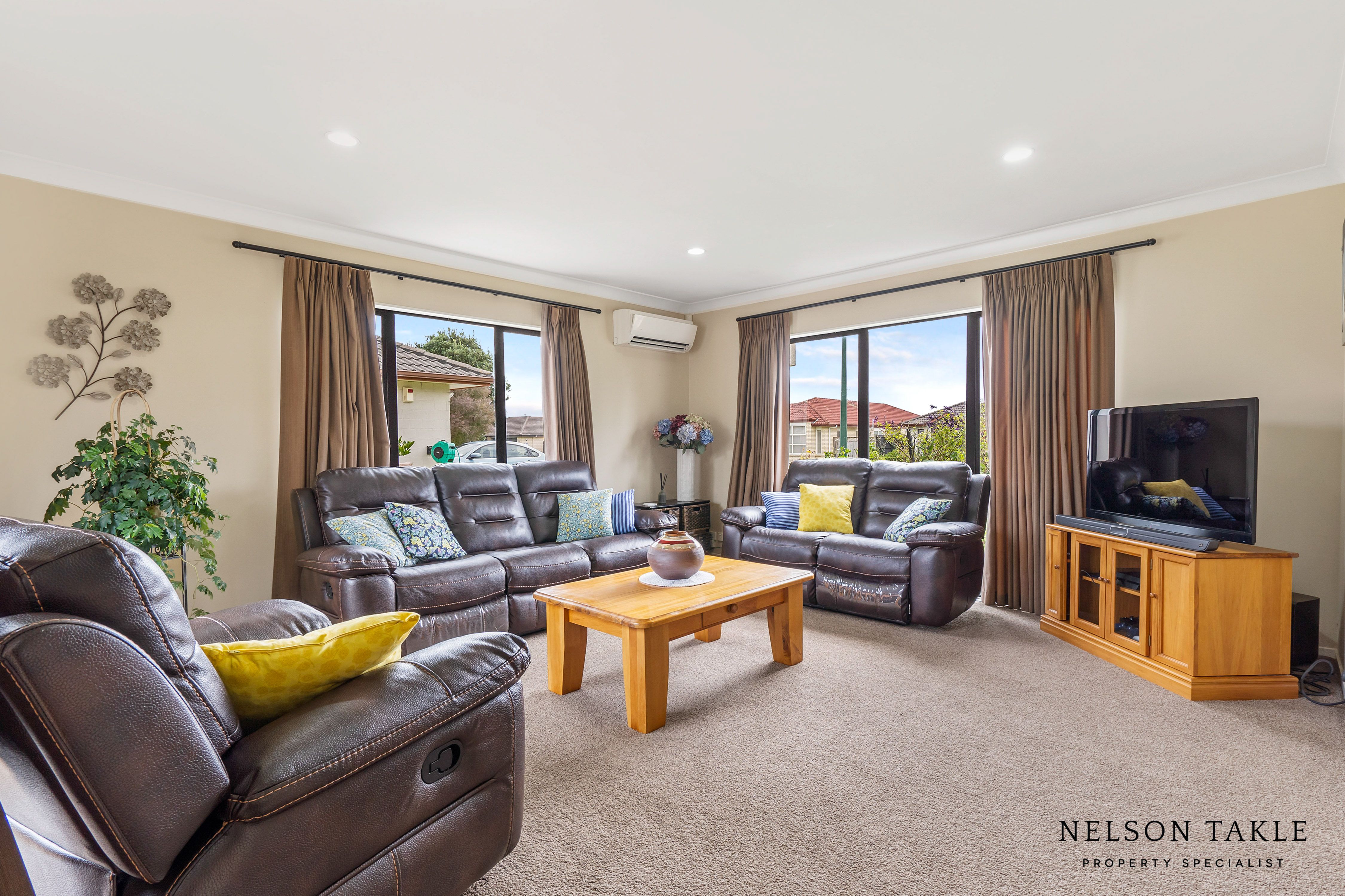 22 Turnberry Drive, Wattle Downs, Manukau City
