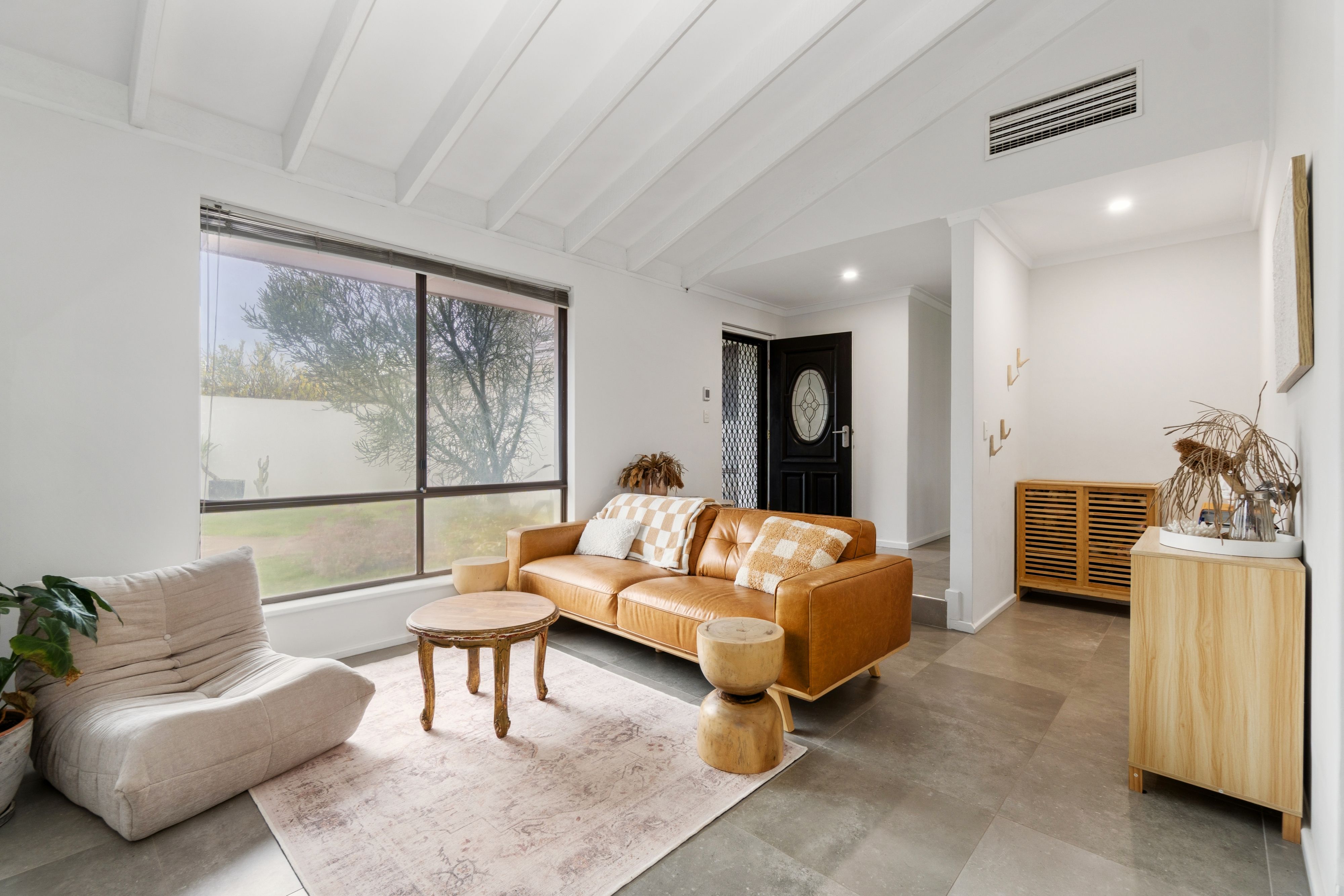 17 Smitherson Street — photo 3 of 30
