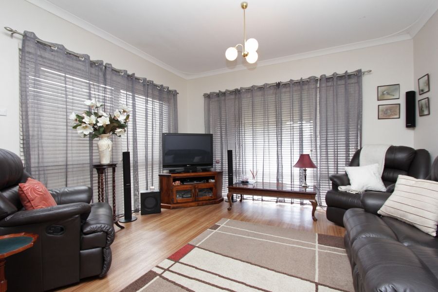 84 Fauntleroy Avenue, Ascot, WA 6104