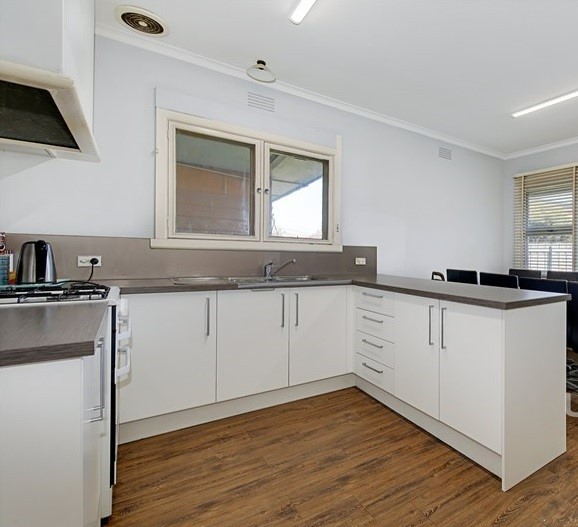 27 Craigieburn Road, Craigieburn, VIC 3064