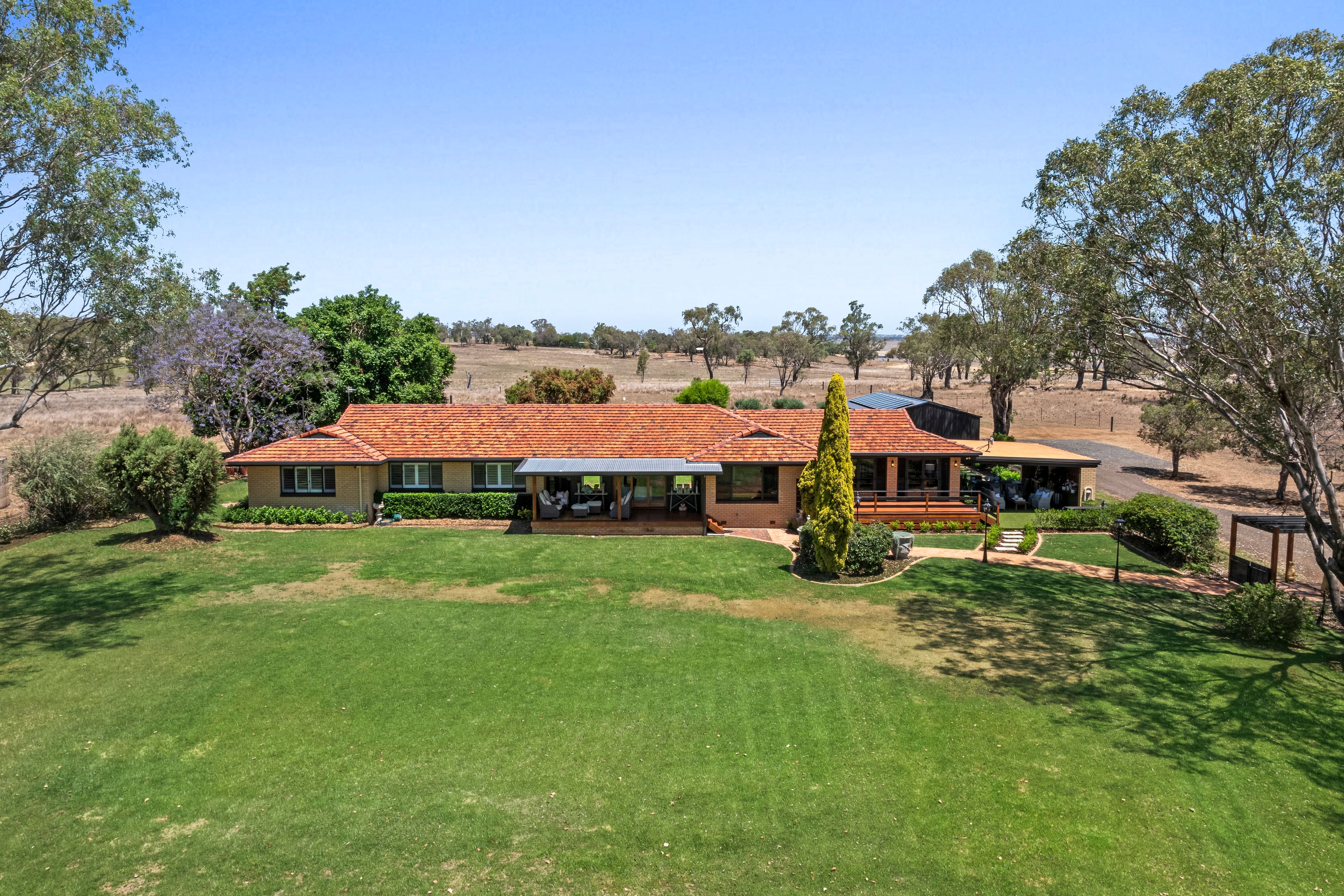 11551 Warrego Highway — photo from Ray White Rural Pittsworth