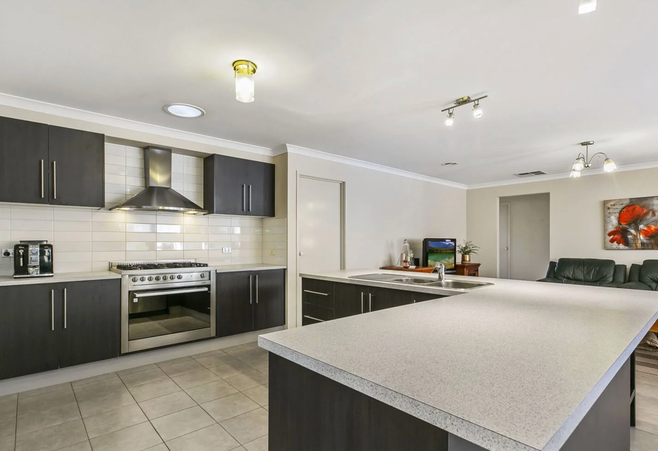 20 Vincent Boulevard, Trafalgar, VIC 3824