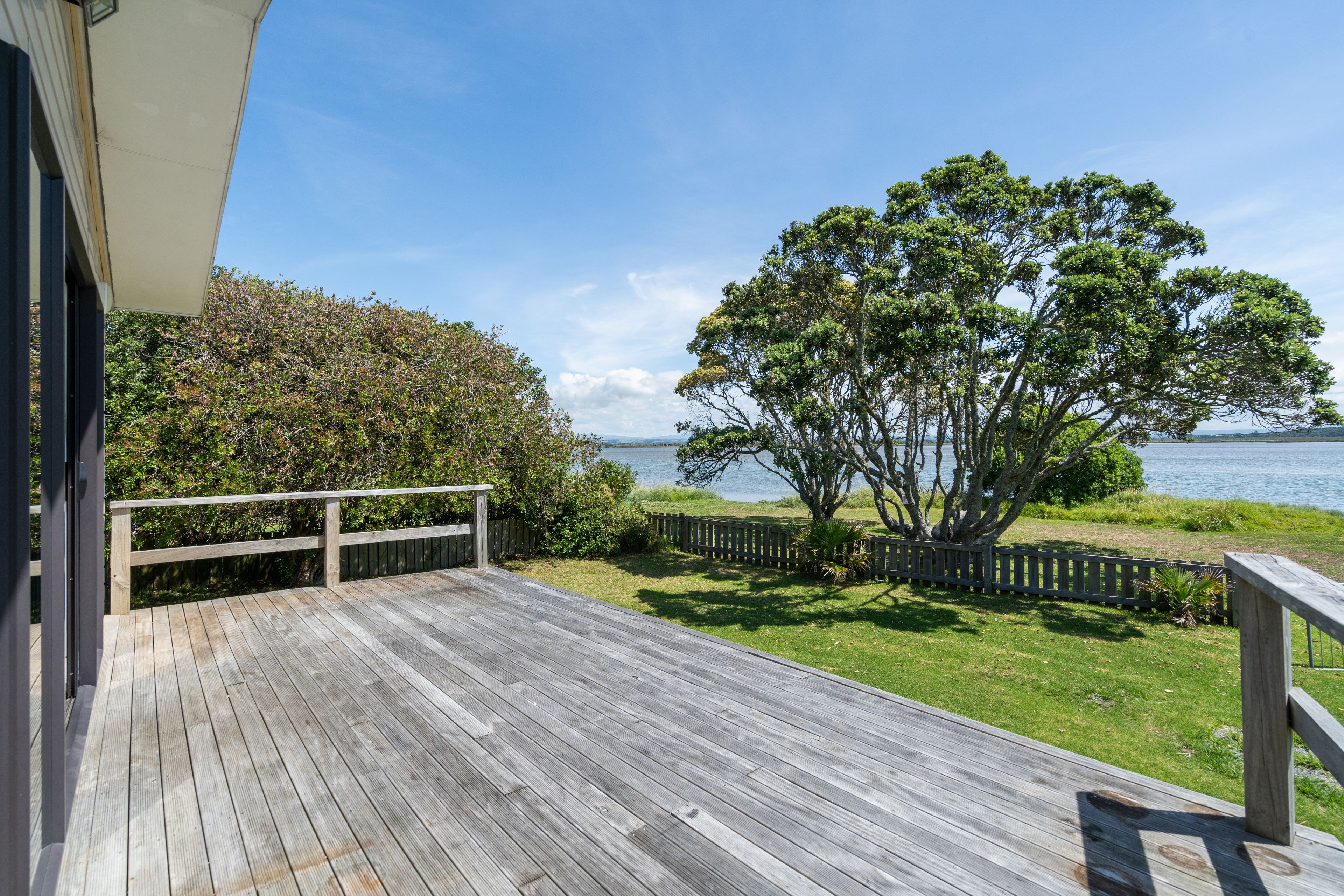 618B Pukehina Parade, Pukehina Beach, Western Bay Of Plenty District