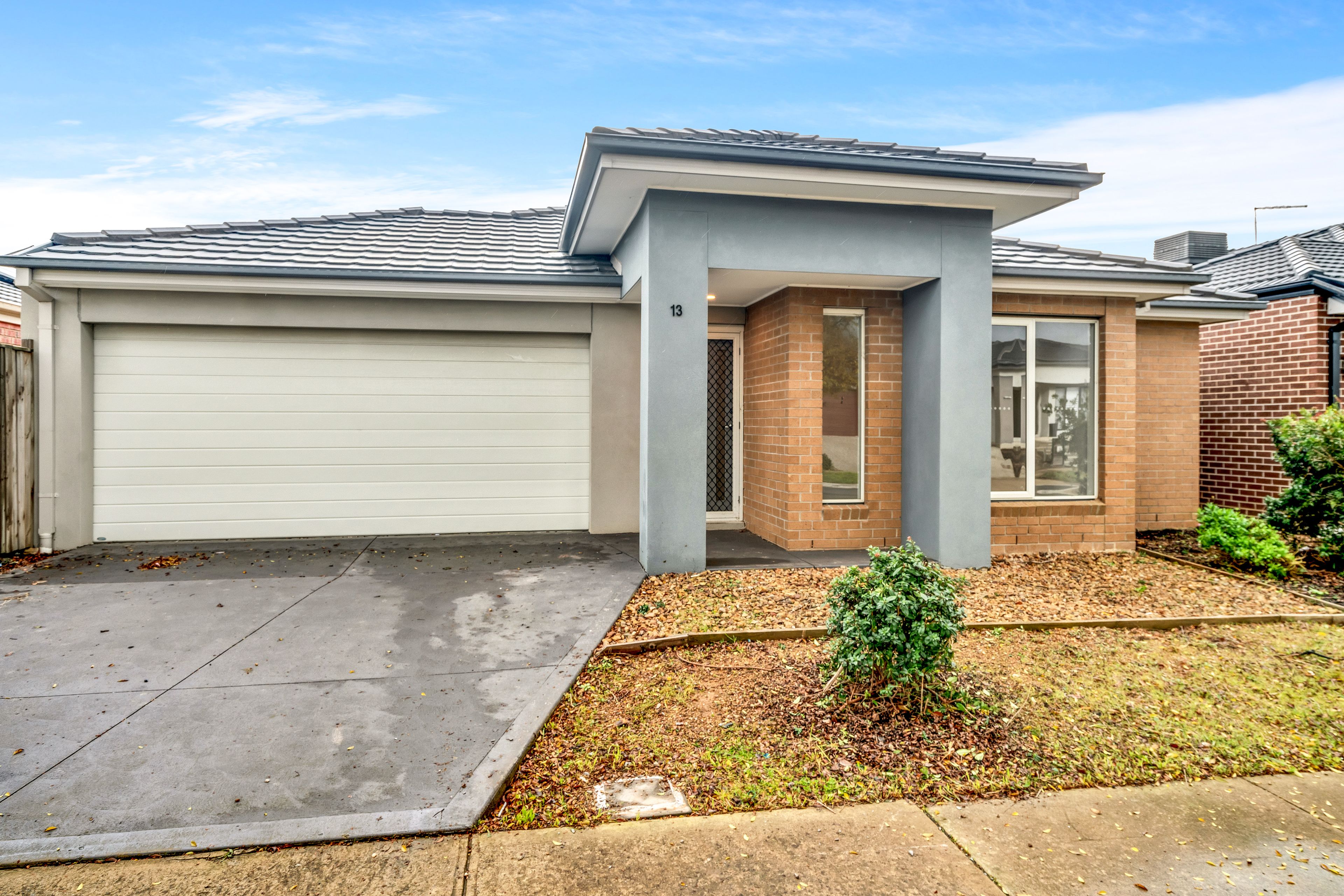 13 Hollington Drive, Mickleham, VIC 3064