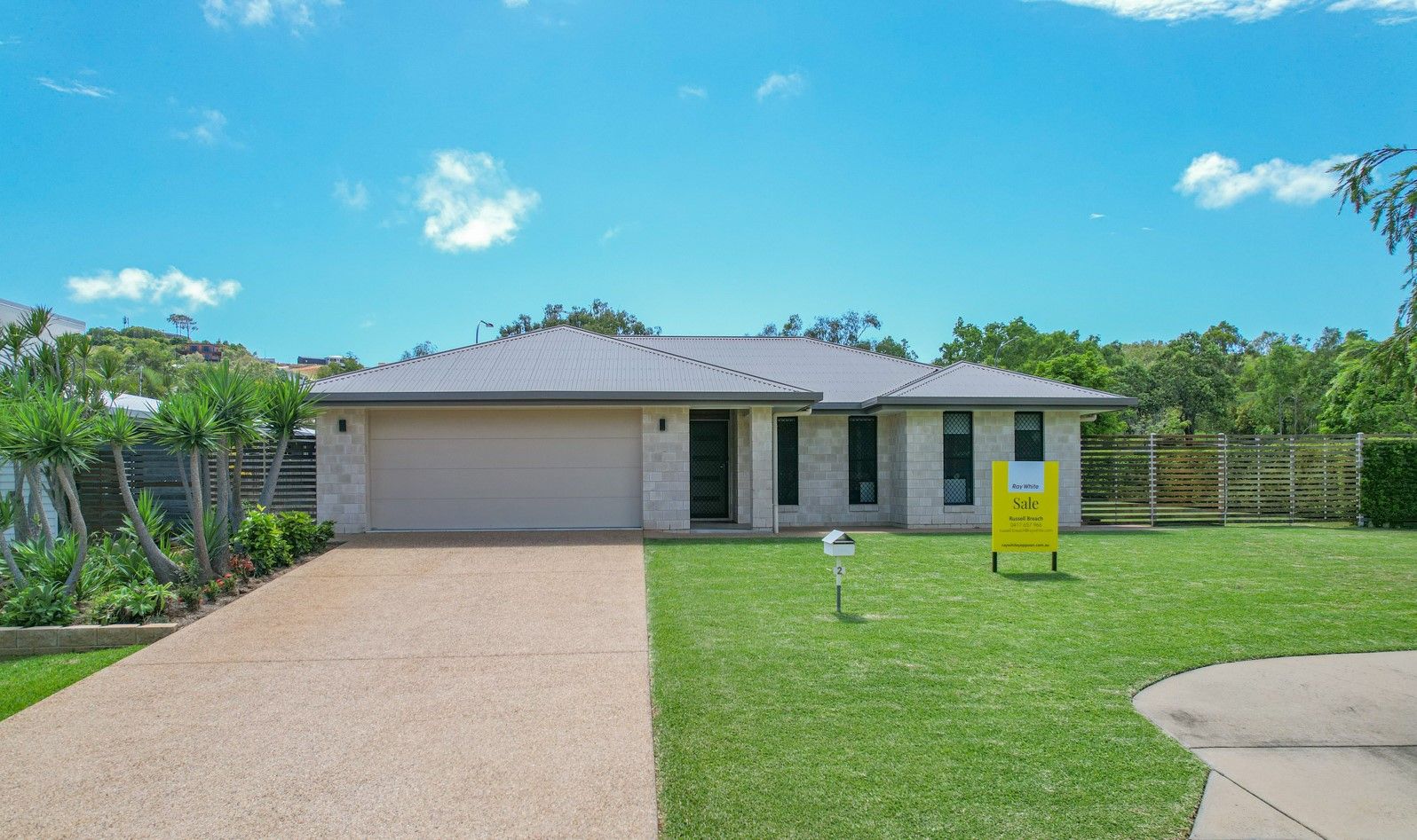 2 Red Emperor Way, Lammermoor QLD 4703