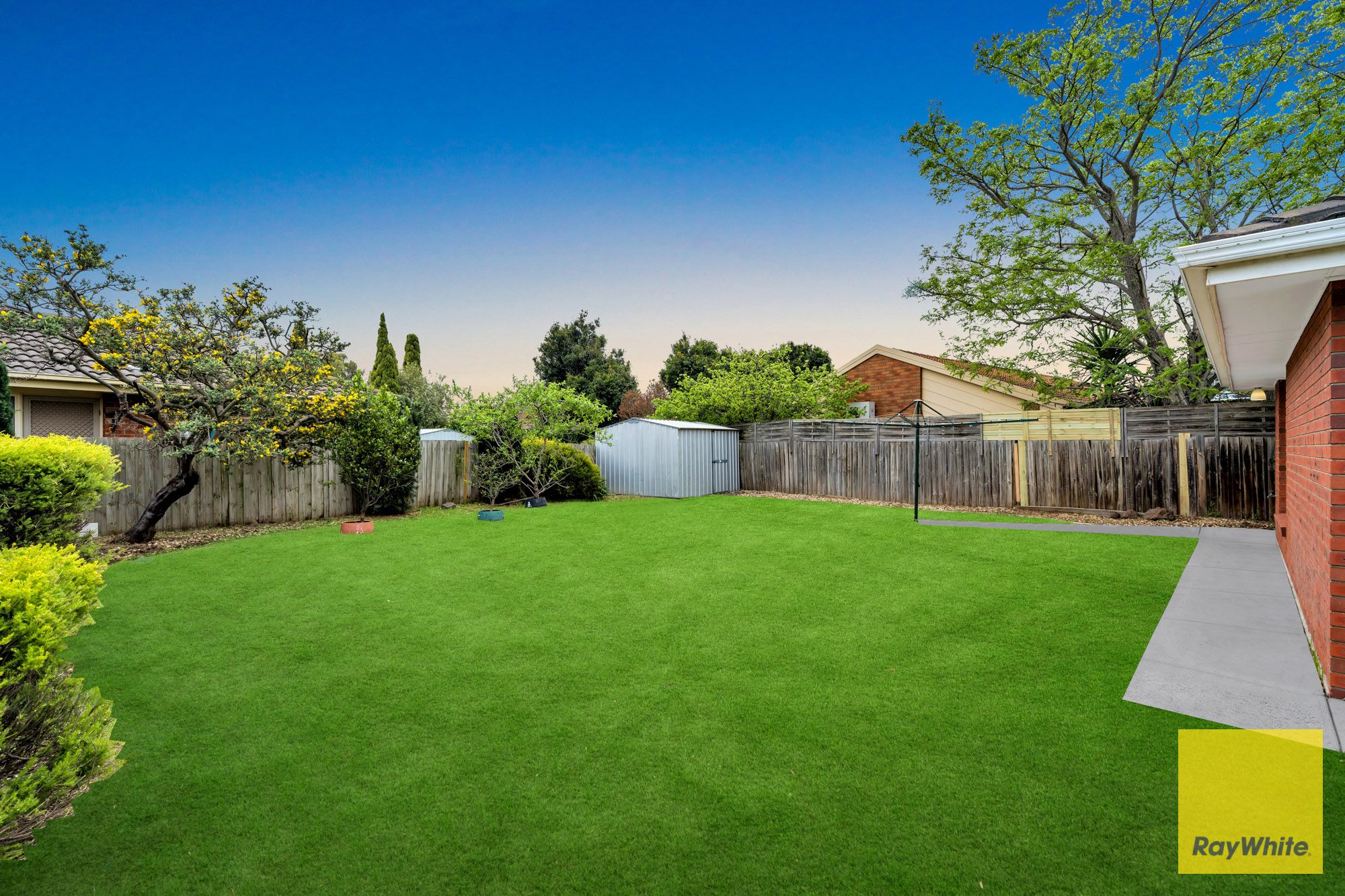 15 Moreton Court — photo 21 of 27