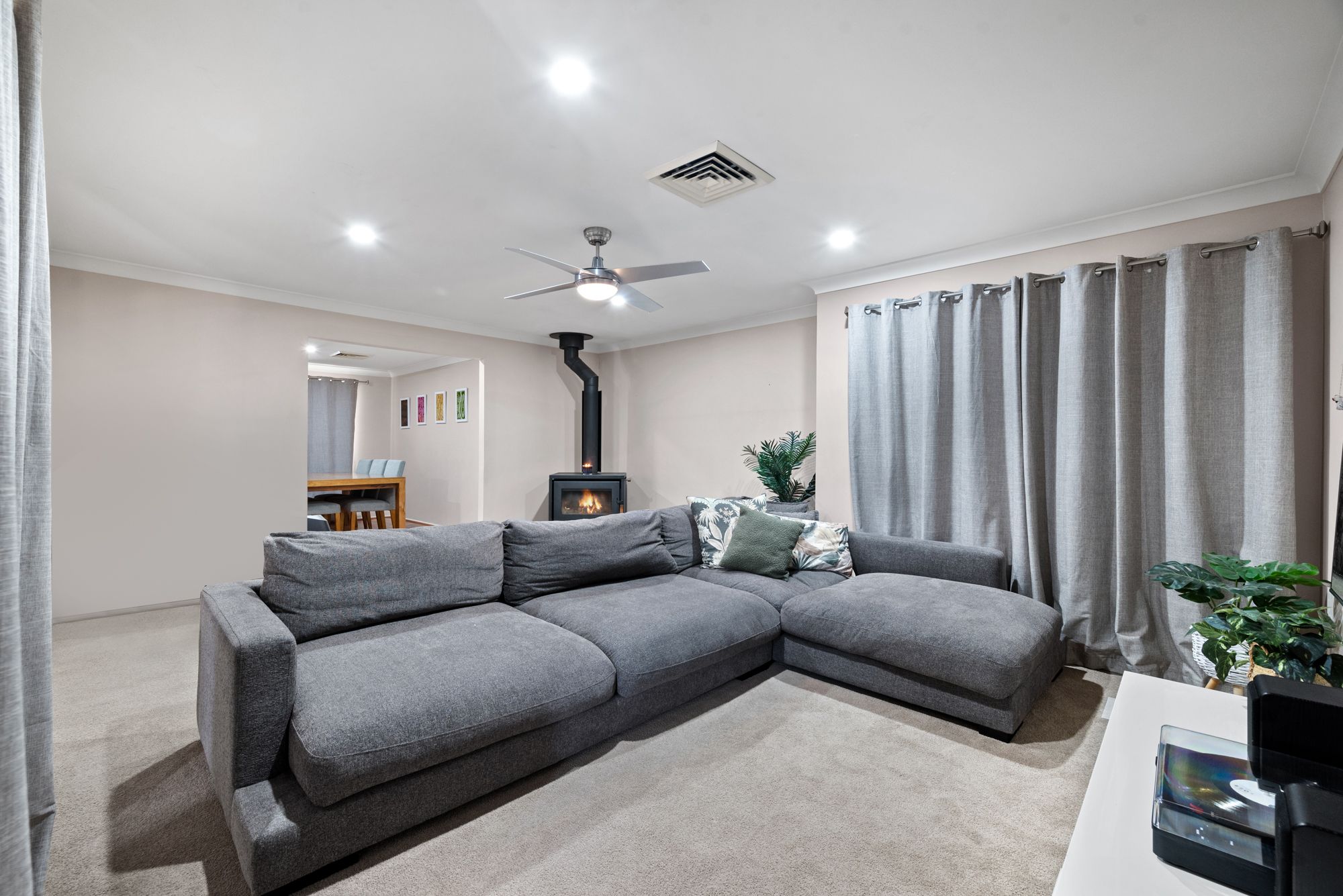 37 Chardonnay Avenue, Eschol Park, NSW 2558