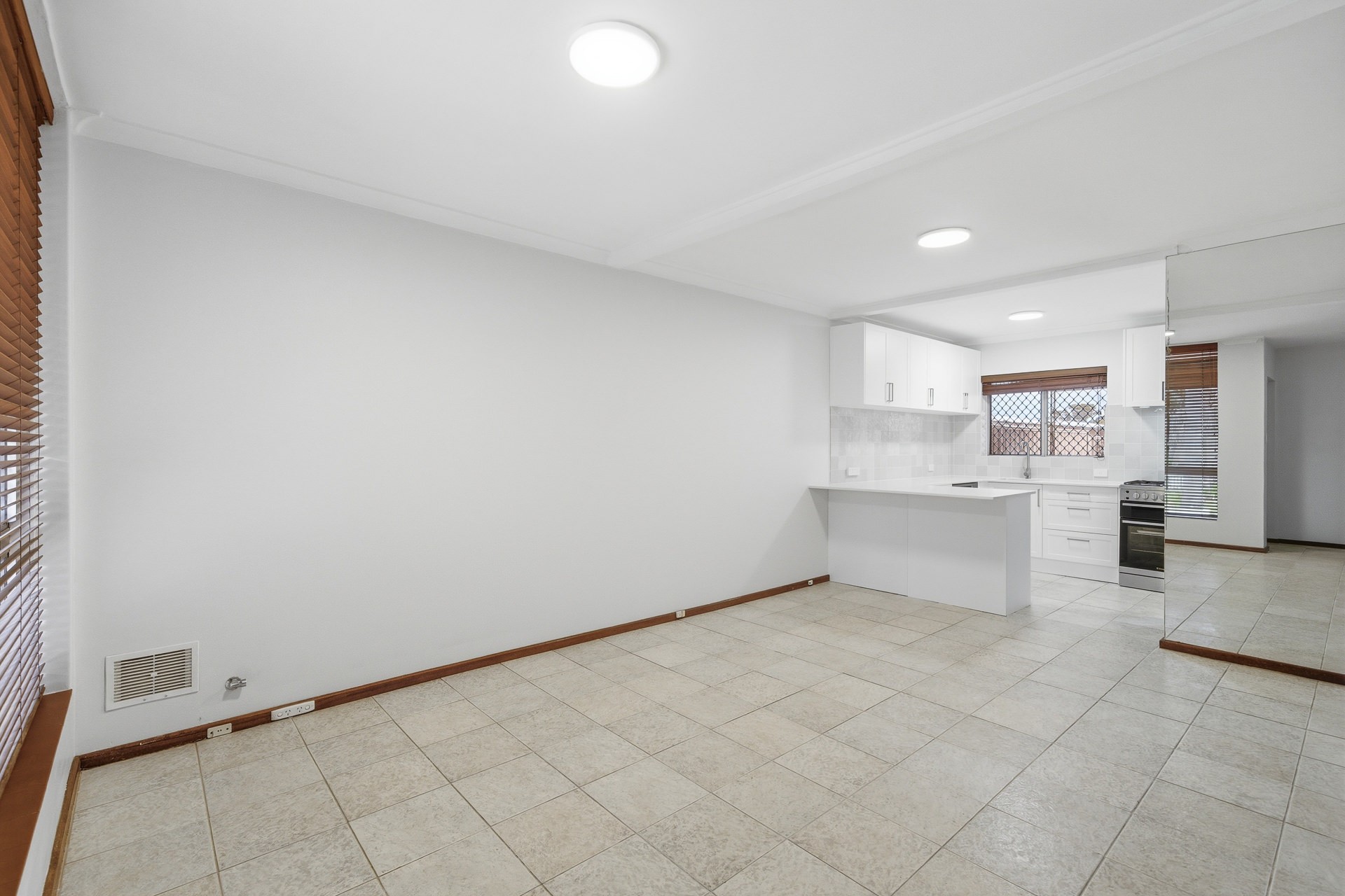 5/321 Harborne Street, Glendalough, WA 6016