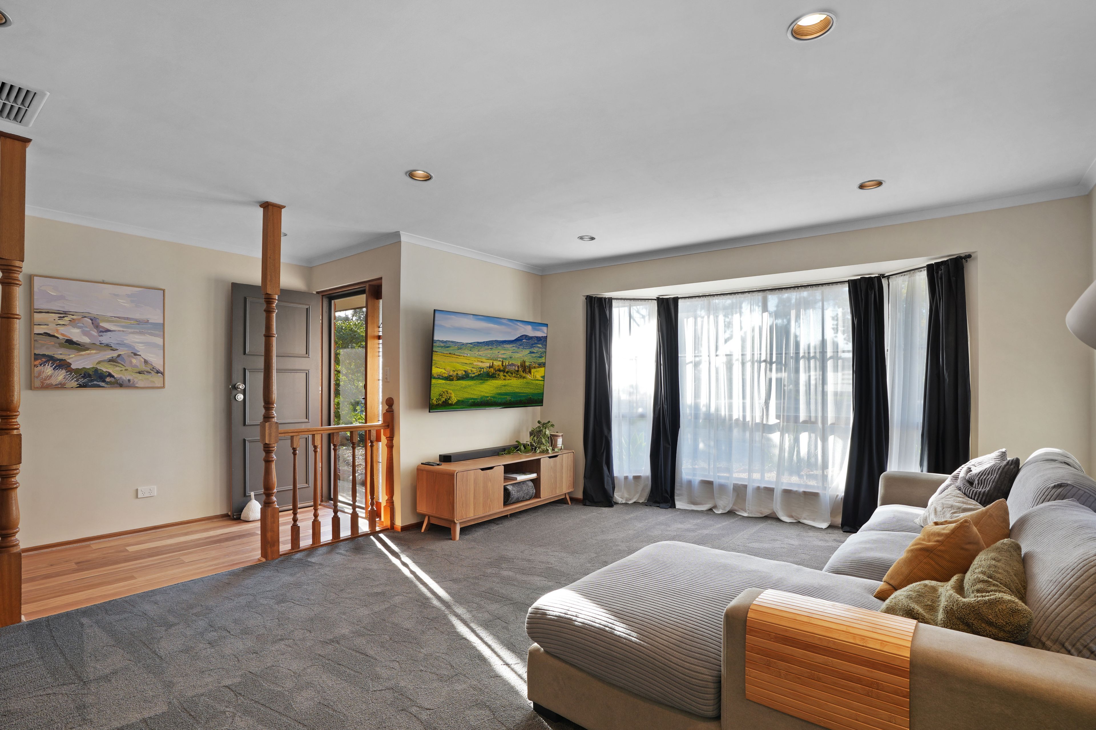 70 Hanson Street — photo 3 of 10