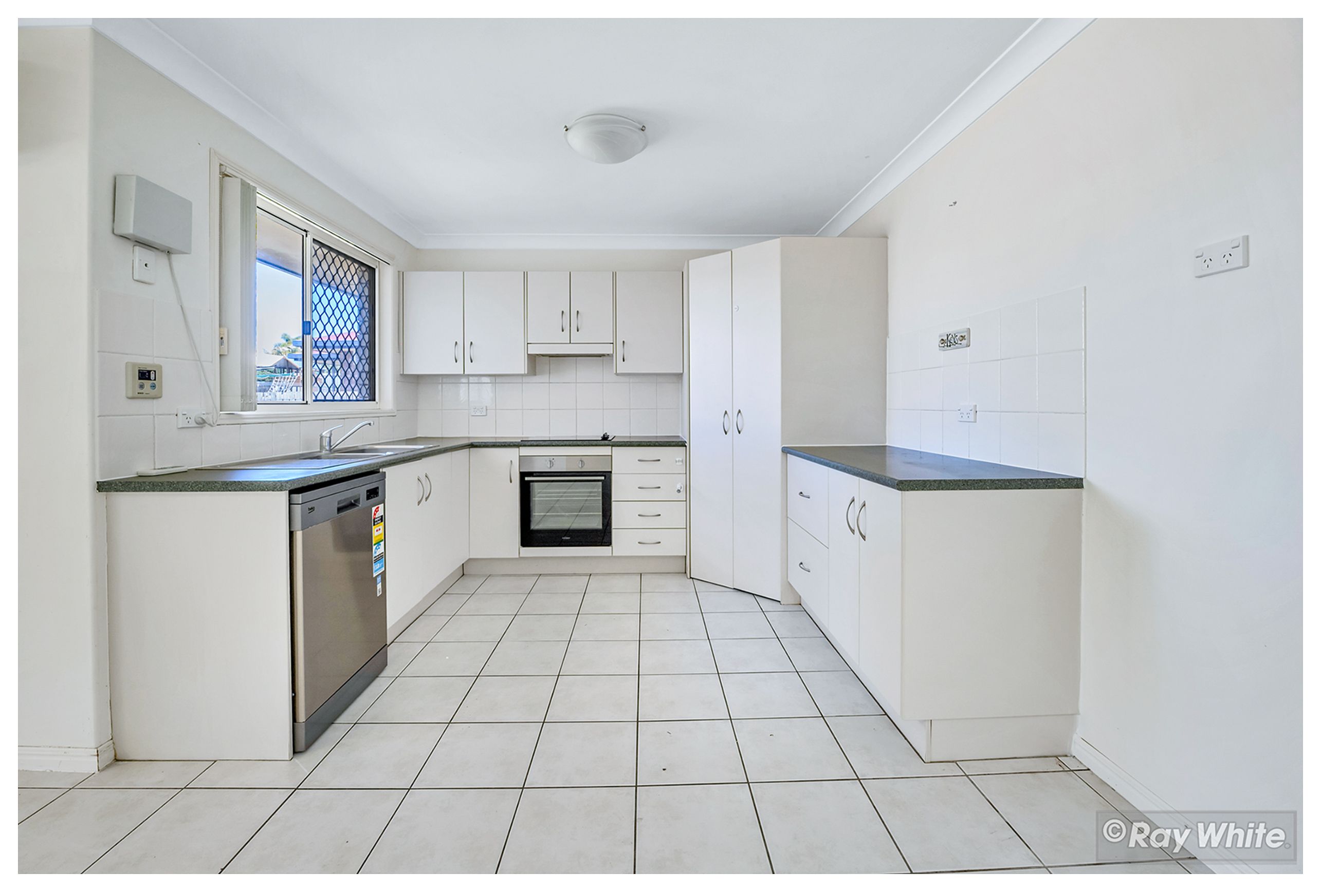 3 Seonaid Place, Gracemere, QLD 4702