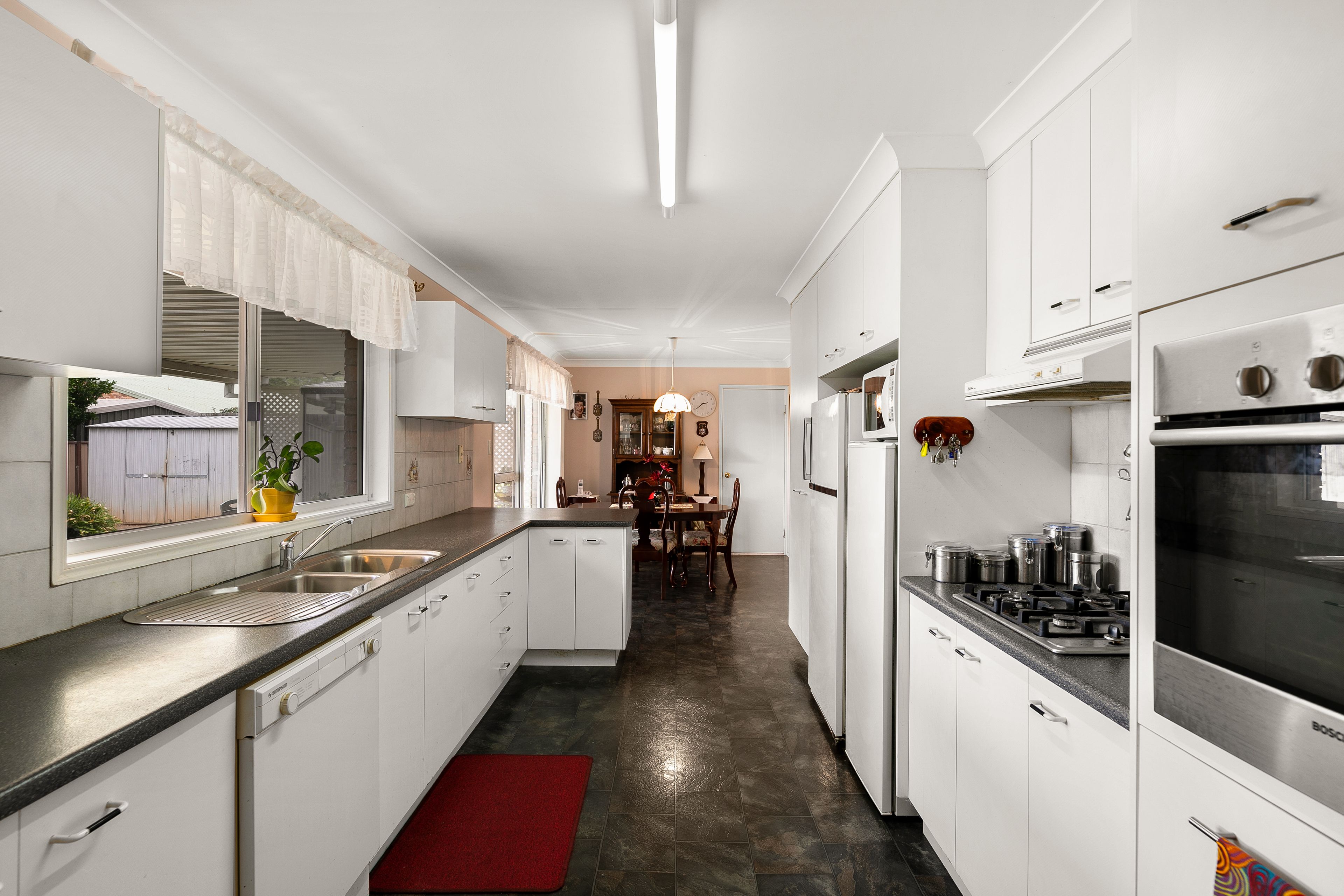 305 Stenner Street, Centenary Heights, QLD 4350