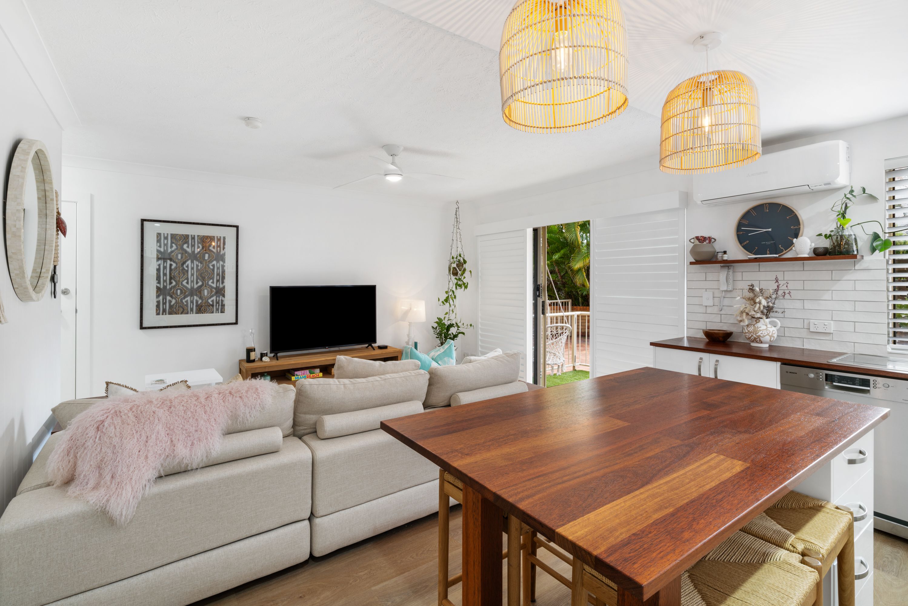 2/34 Ventura Road, Mermaid Beach, QLD 4218