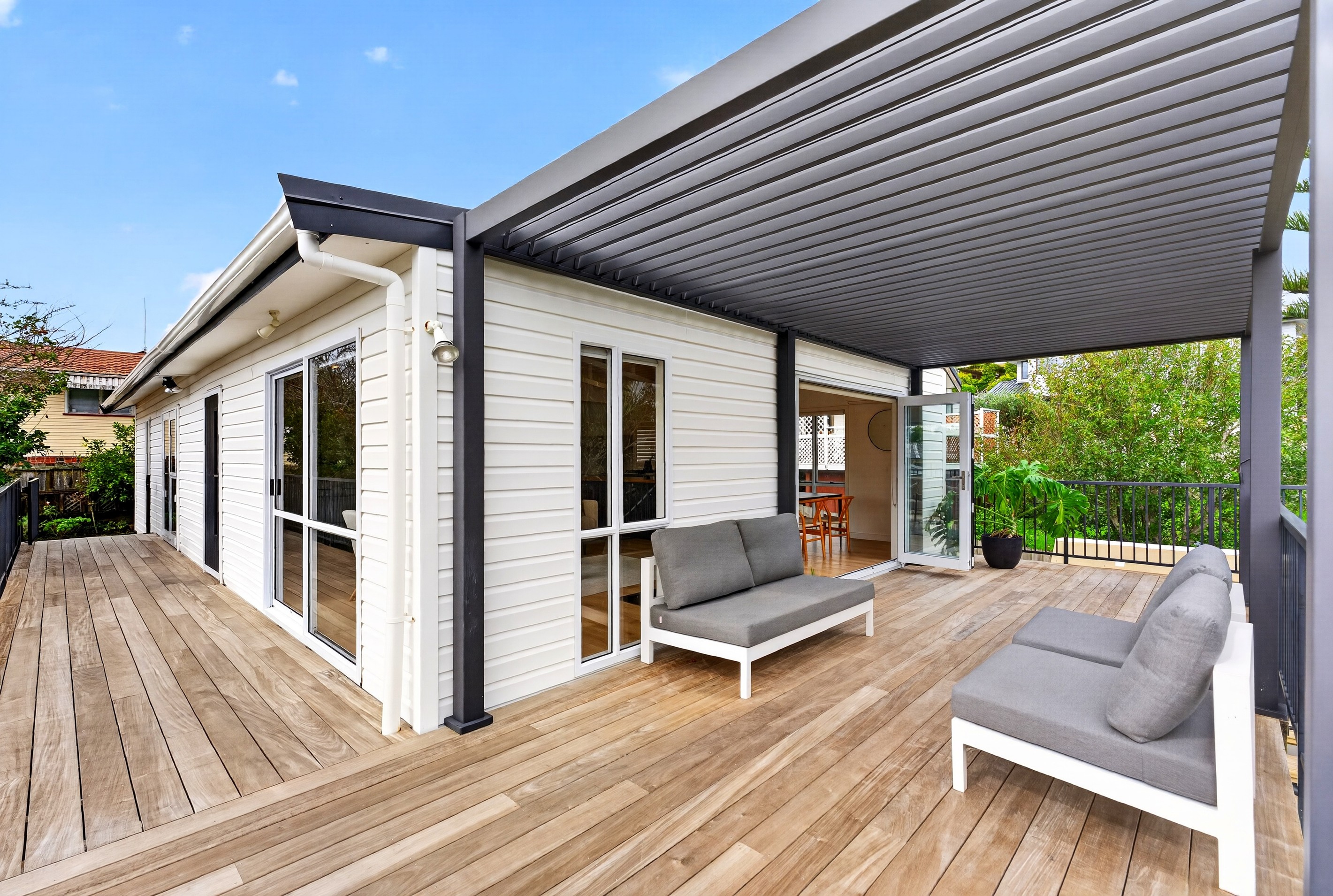 2/39 Kia Ora Road, Beach Haven, North Shore City