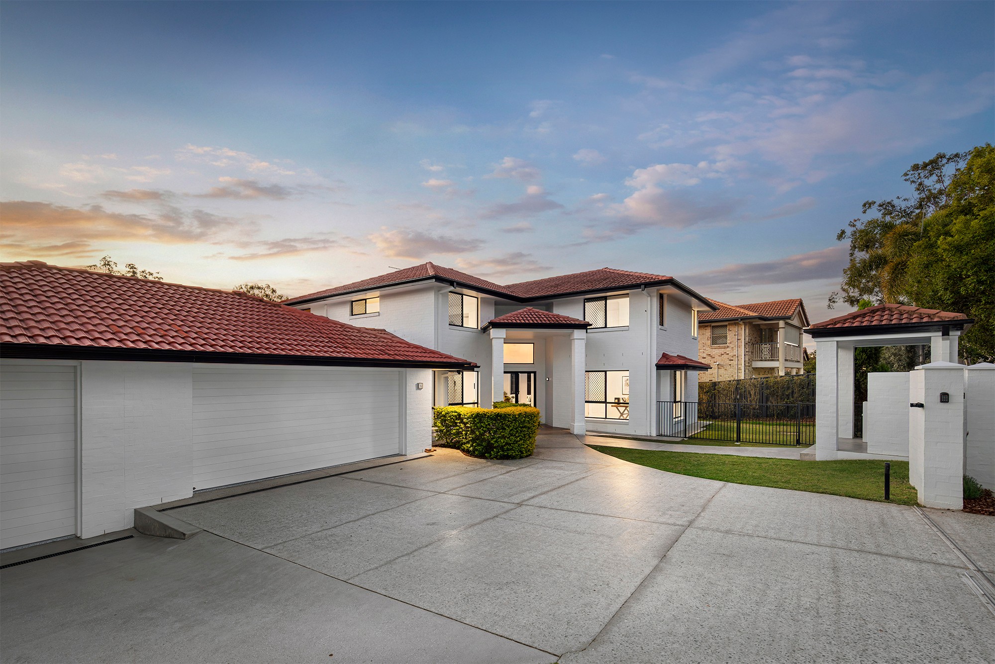 16 Knightsbridge Place, Bridgeman Downs, QLD 4035
