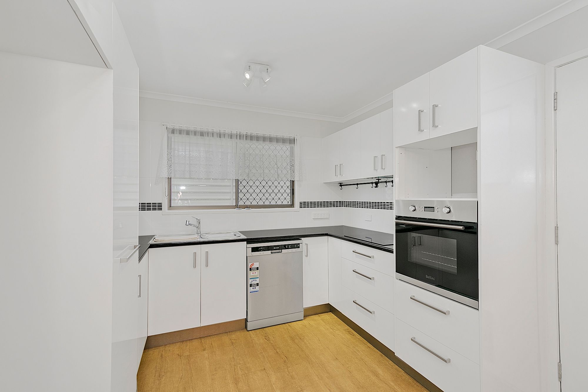 2 Hakari Street, Crestmead, QLD 4132