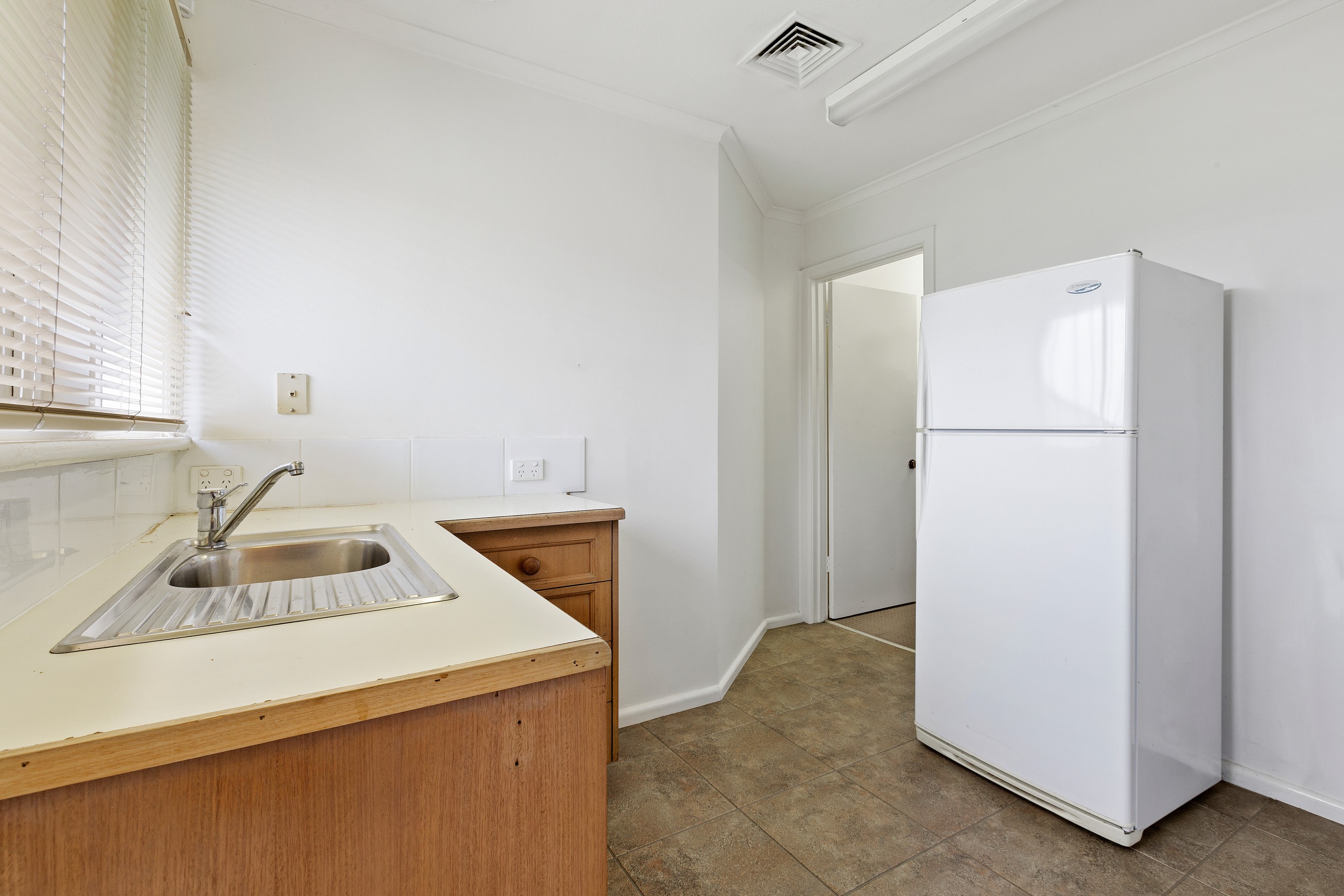 17 Moresby Avenue, Seaford, VIC 3198