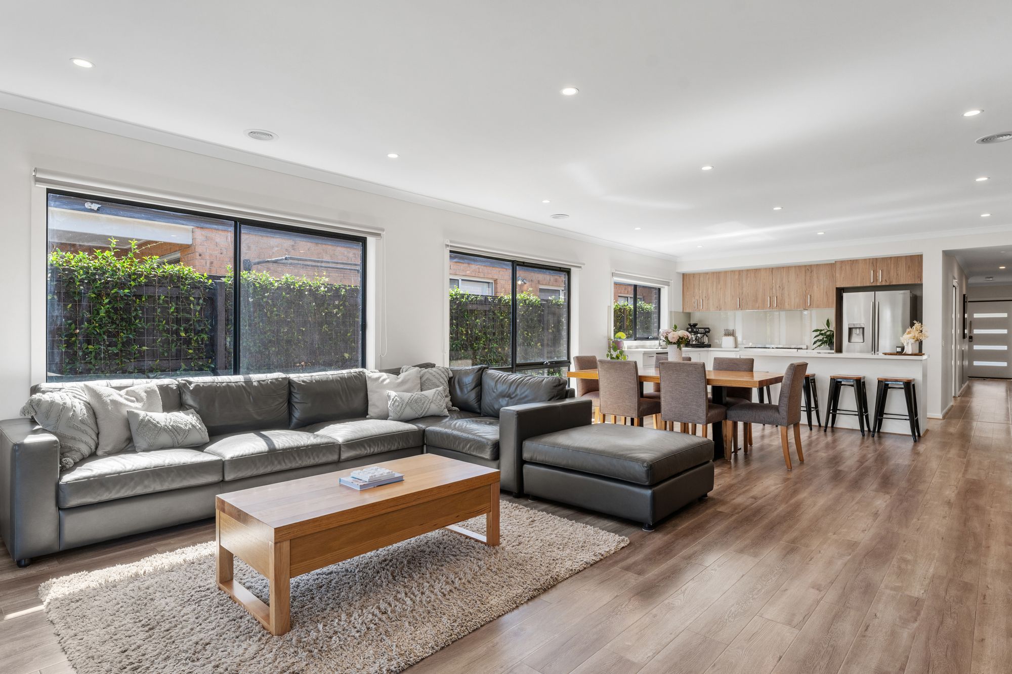 46 Spectrum Crescent, Clyde North, VIC 3978