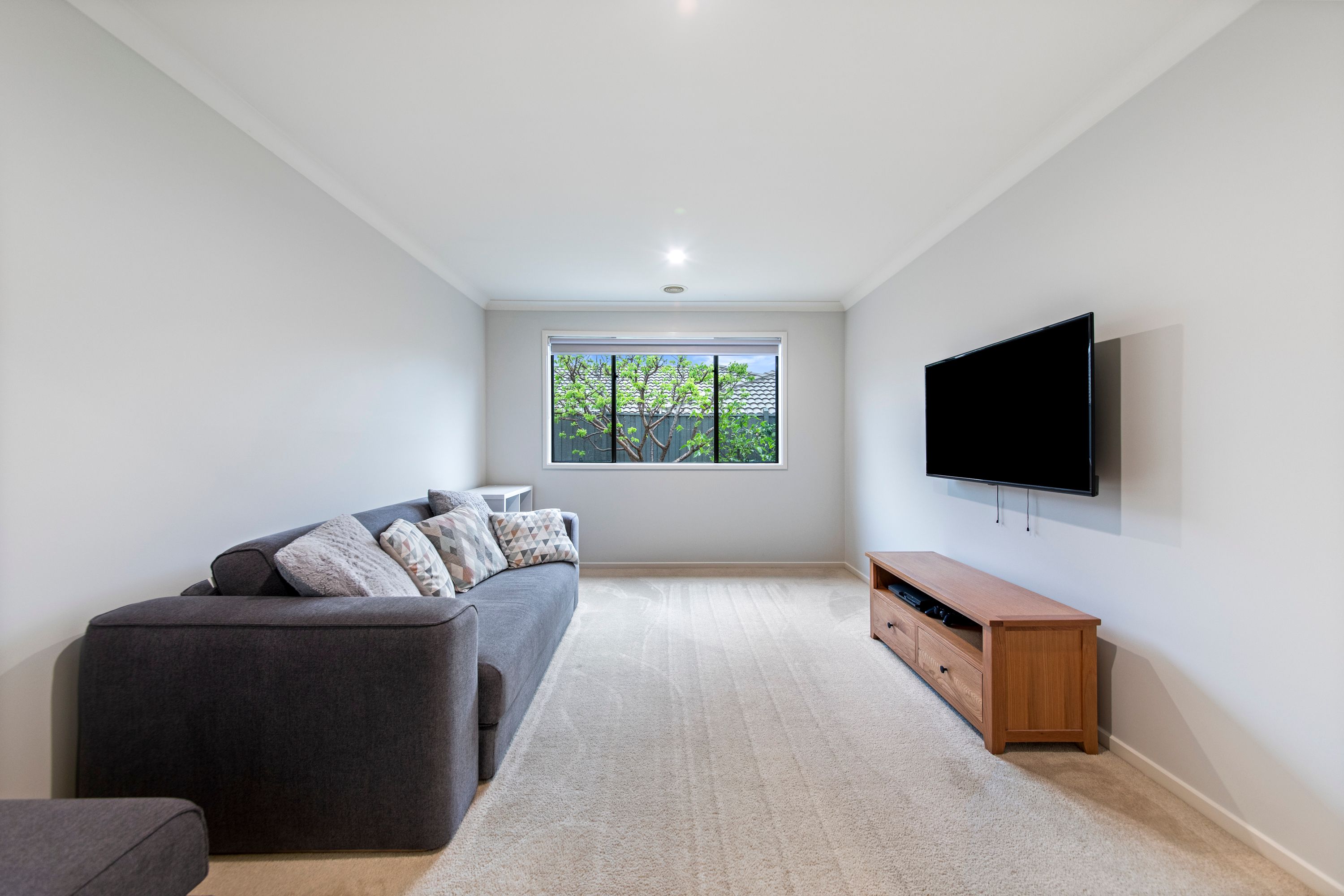 5 Belmont Crescent — photo 13 of 30