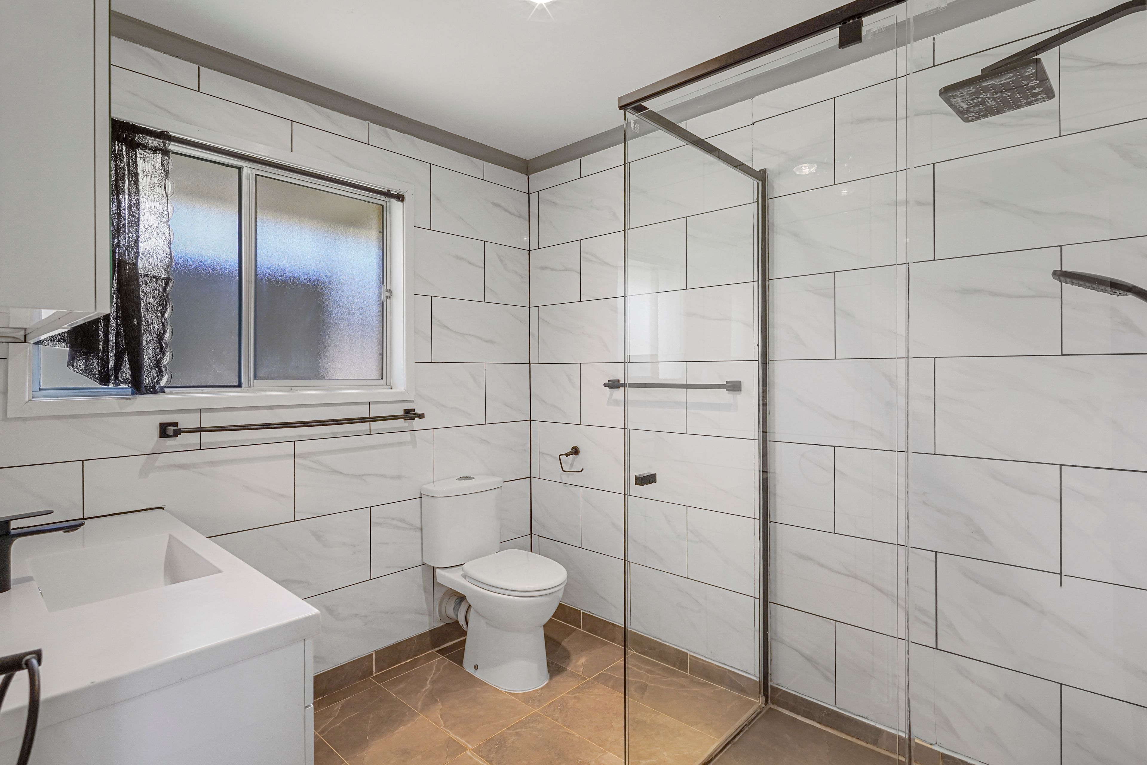 44 Jensen Street — photo 11 of 23