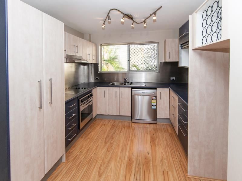 2/15 Glassey Street, Red Hill, QLD 4059