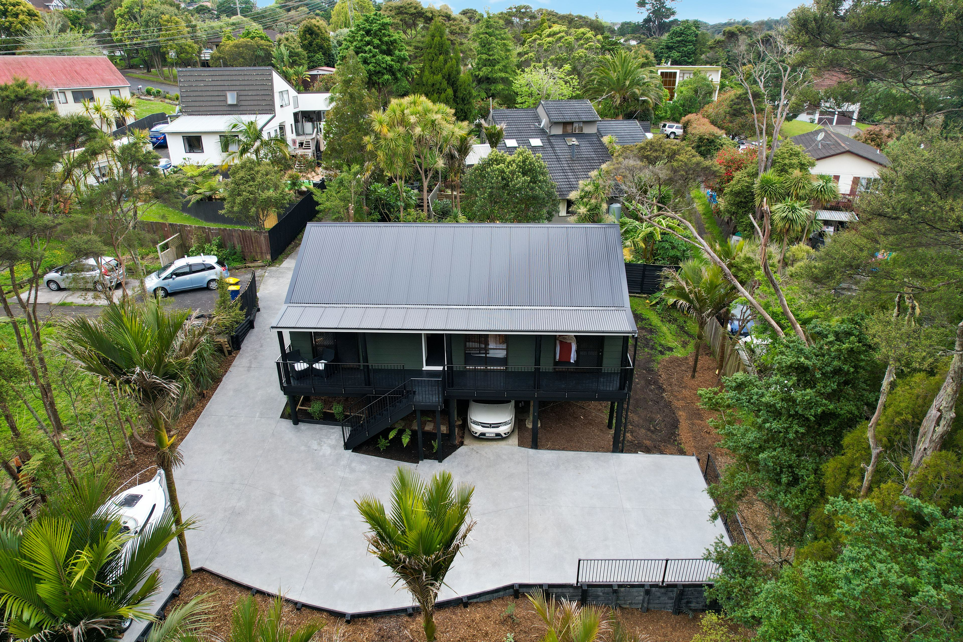 27 Hiwihau Place, Glenfield, North Shore City