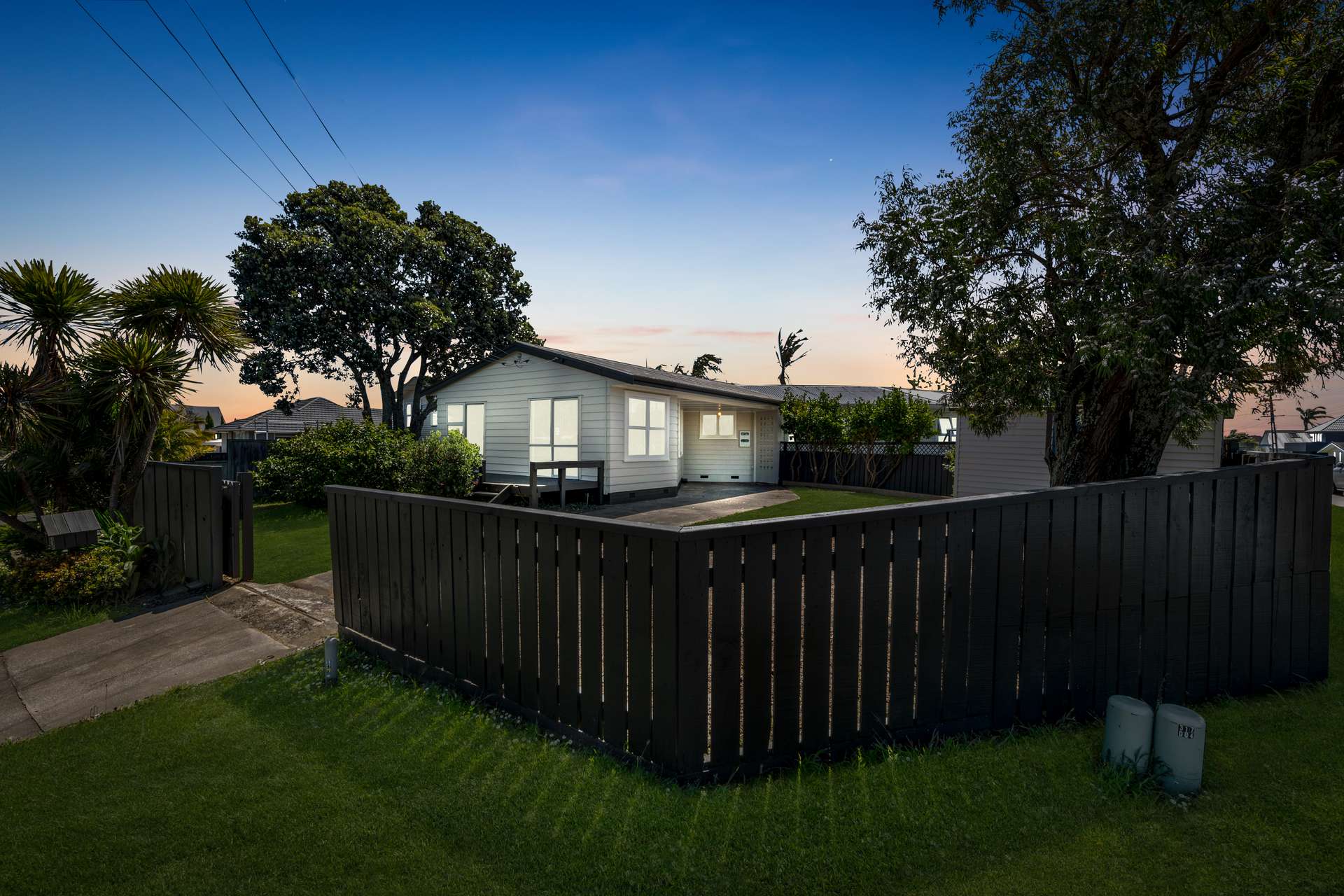 2/99 Clovelly Road photo 0