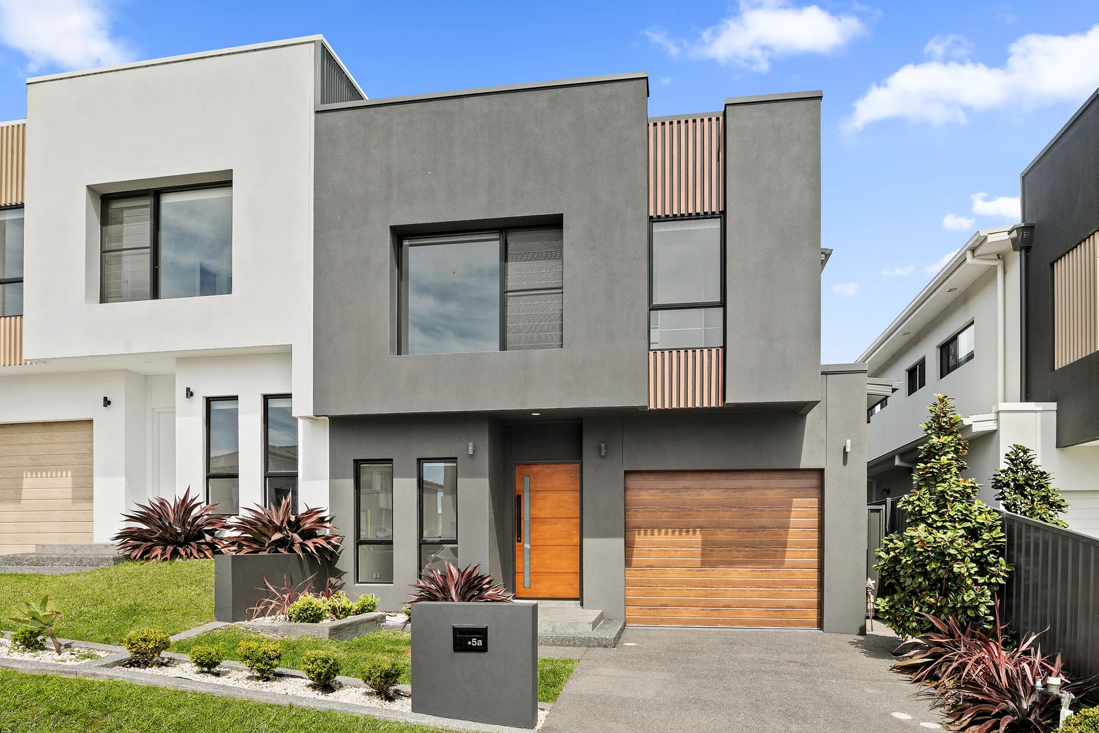 5A Celestial Avenue, Dunmore, NSW 2529