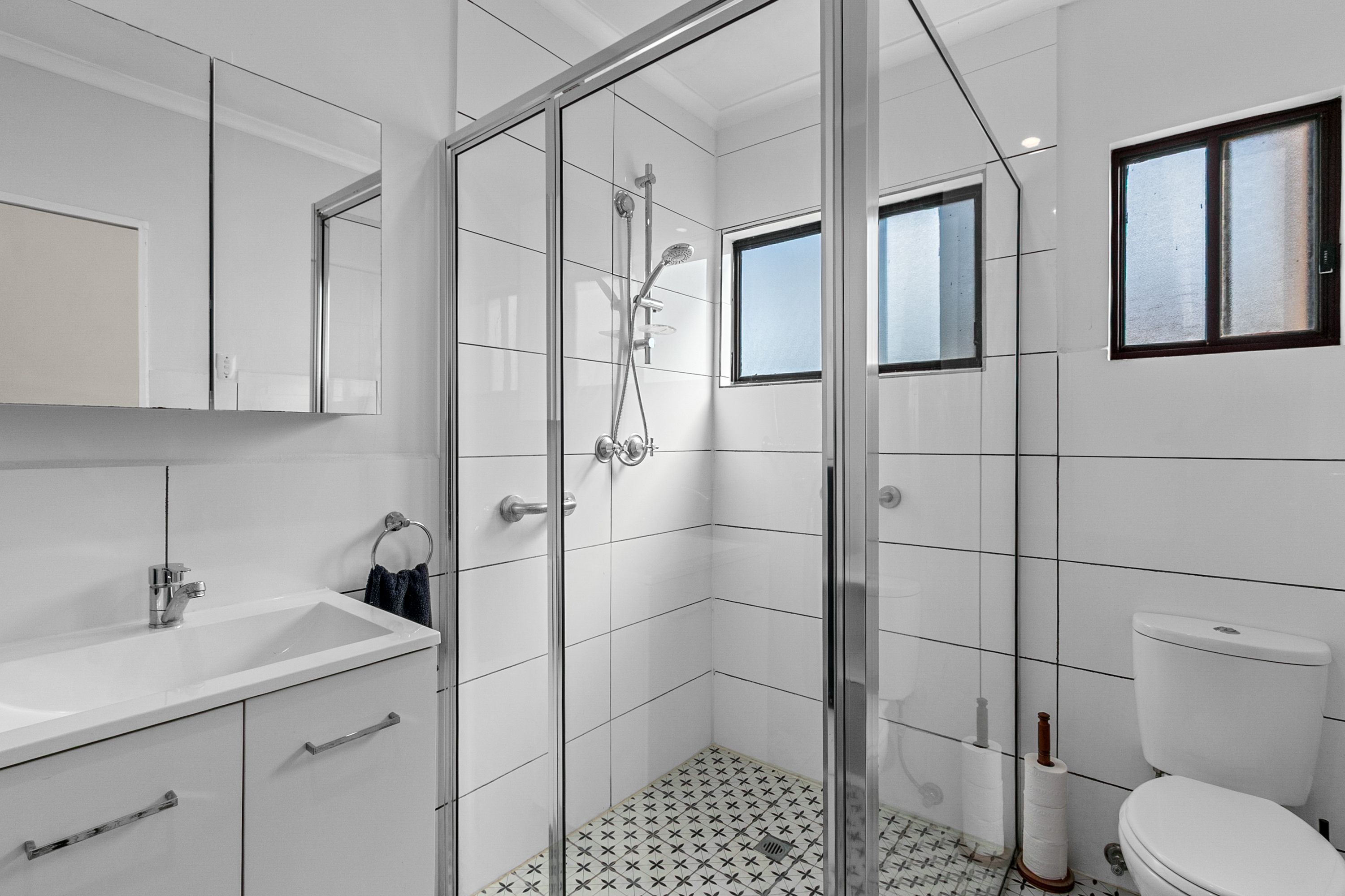 19 Davies Terrace — photo 15 of 30