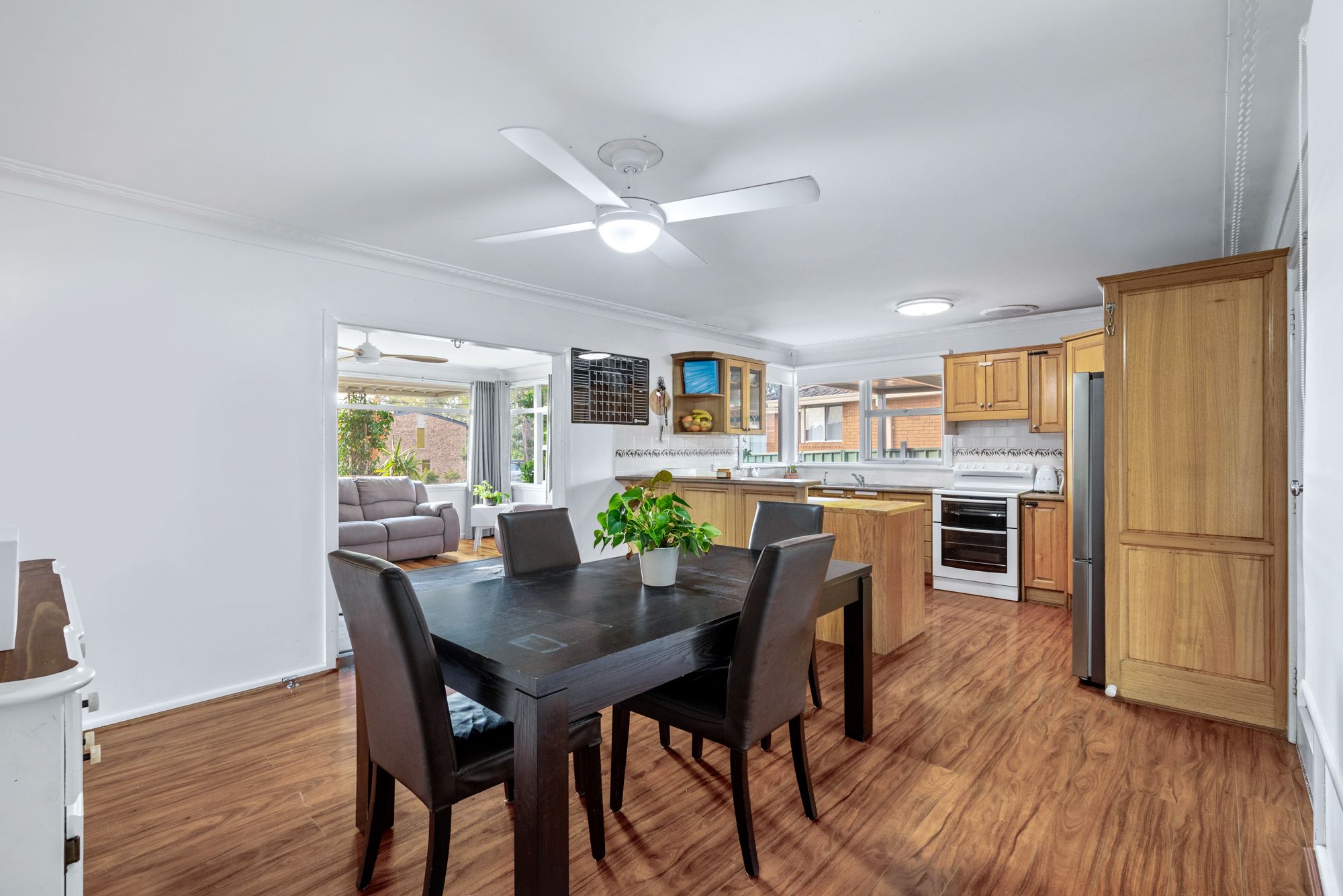 18 Tallawarra Road, Leumeah, NSW 2560