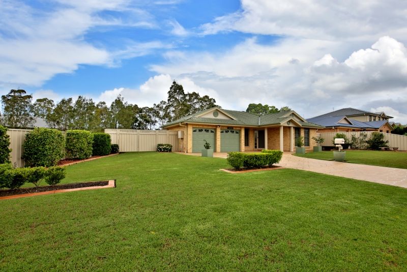 10 Burradoo Crescent, Nowra, NSW 2541