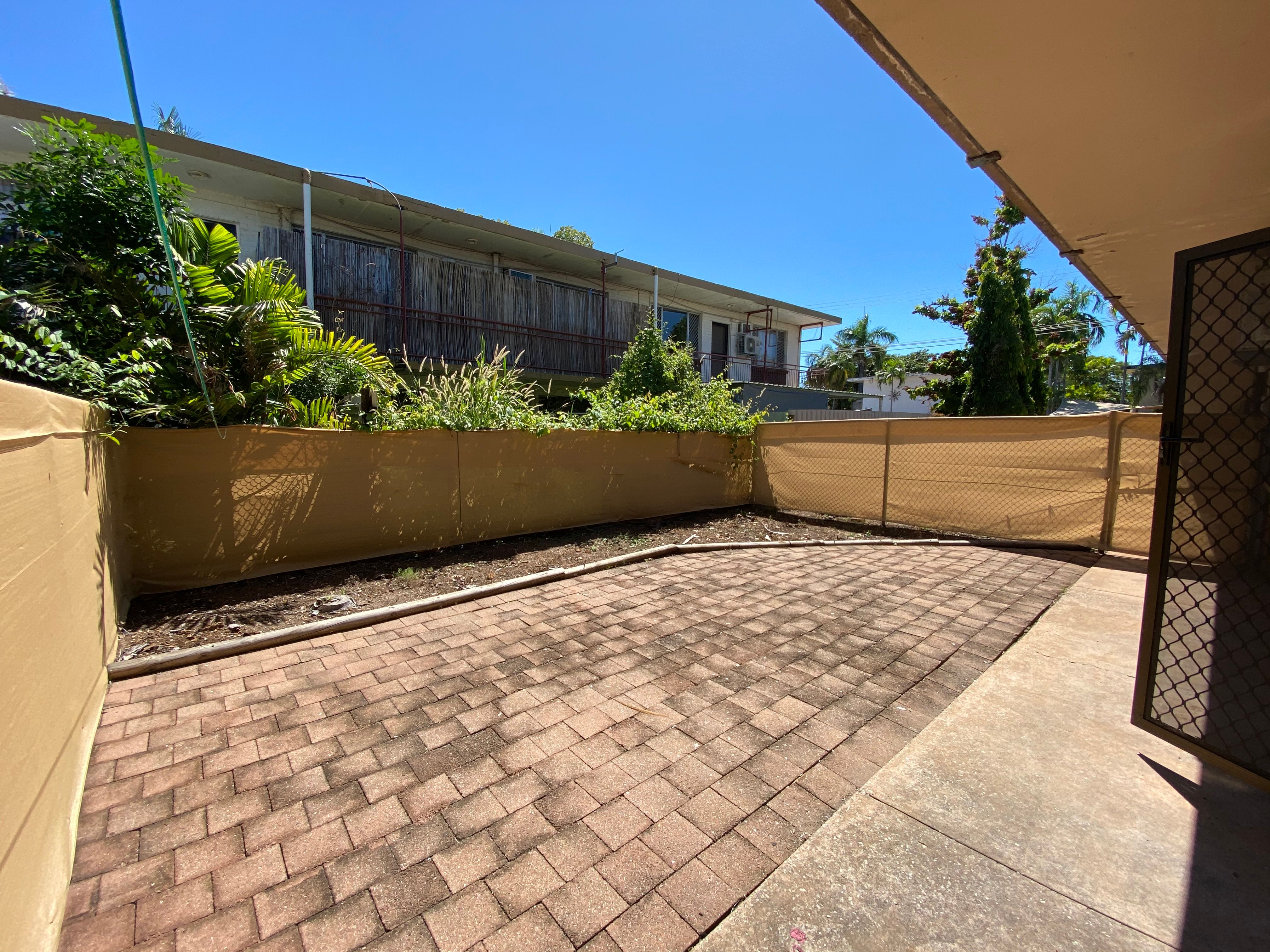 2/9 Nation Crescent — photo 4 of 8