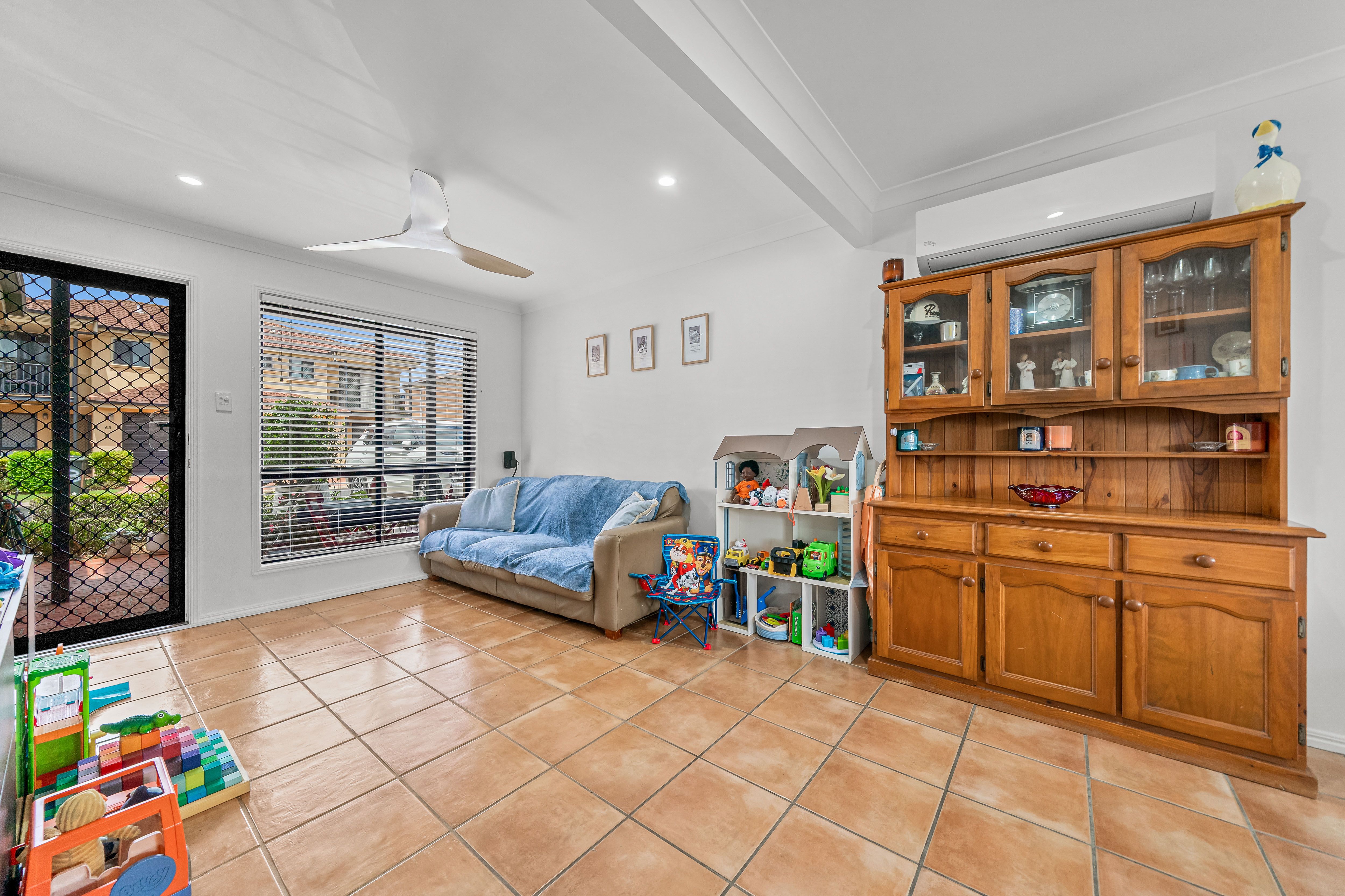 73/8 Diamond Place — photo 12 of 24