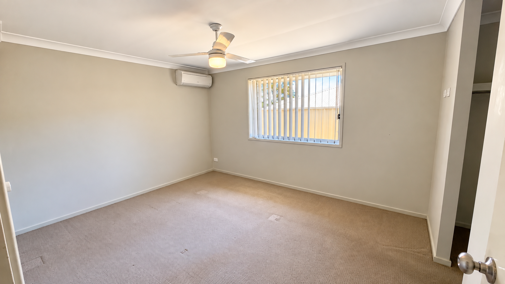 10 Hughes Close — photo 6 of 14