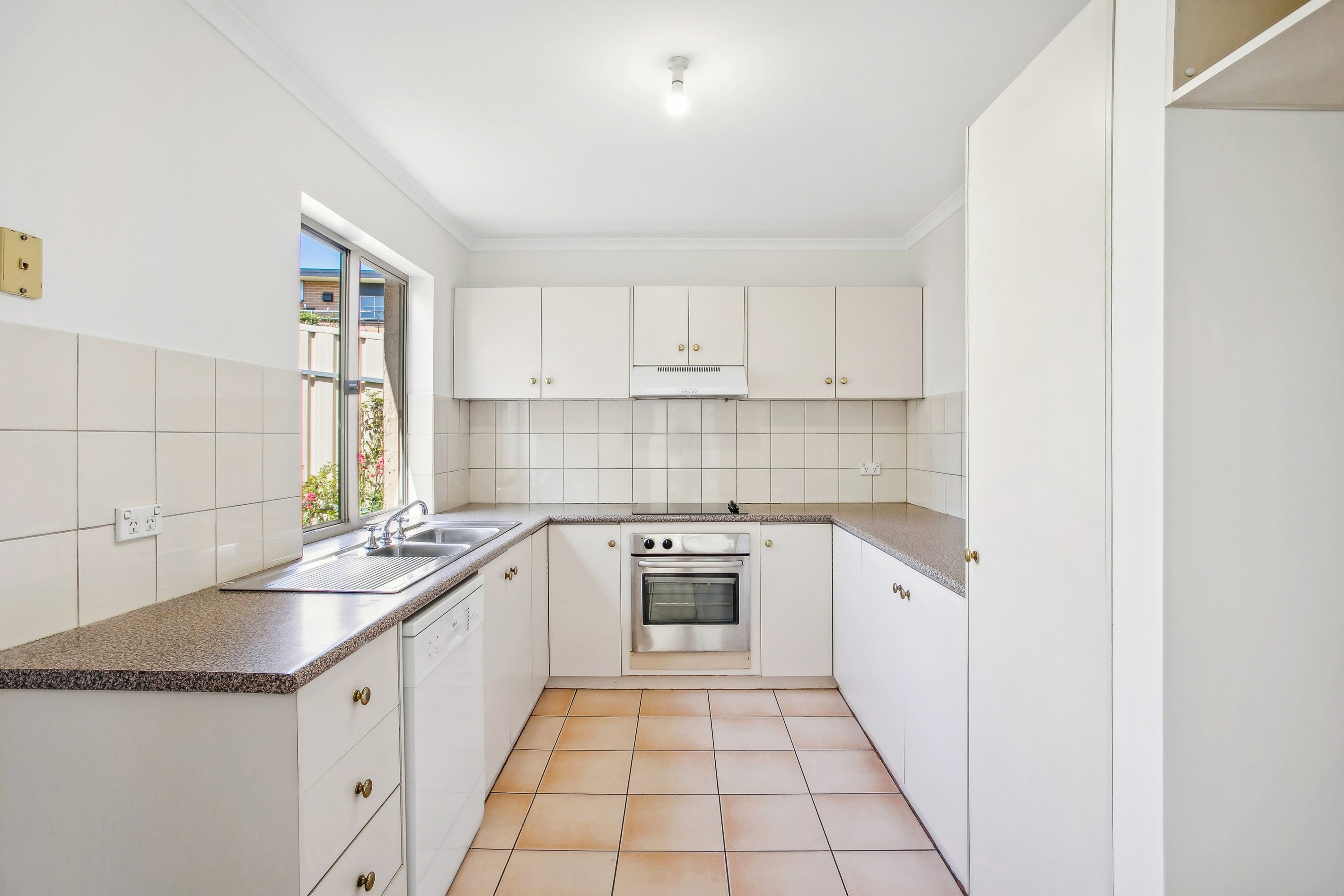 Amy Rozek 11A Godfrey Street, Darlington, SA 5047 - Sold House - Ray White ...
