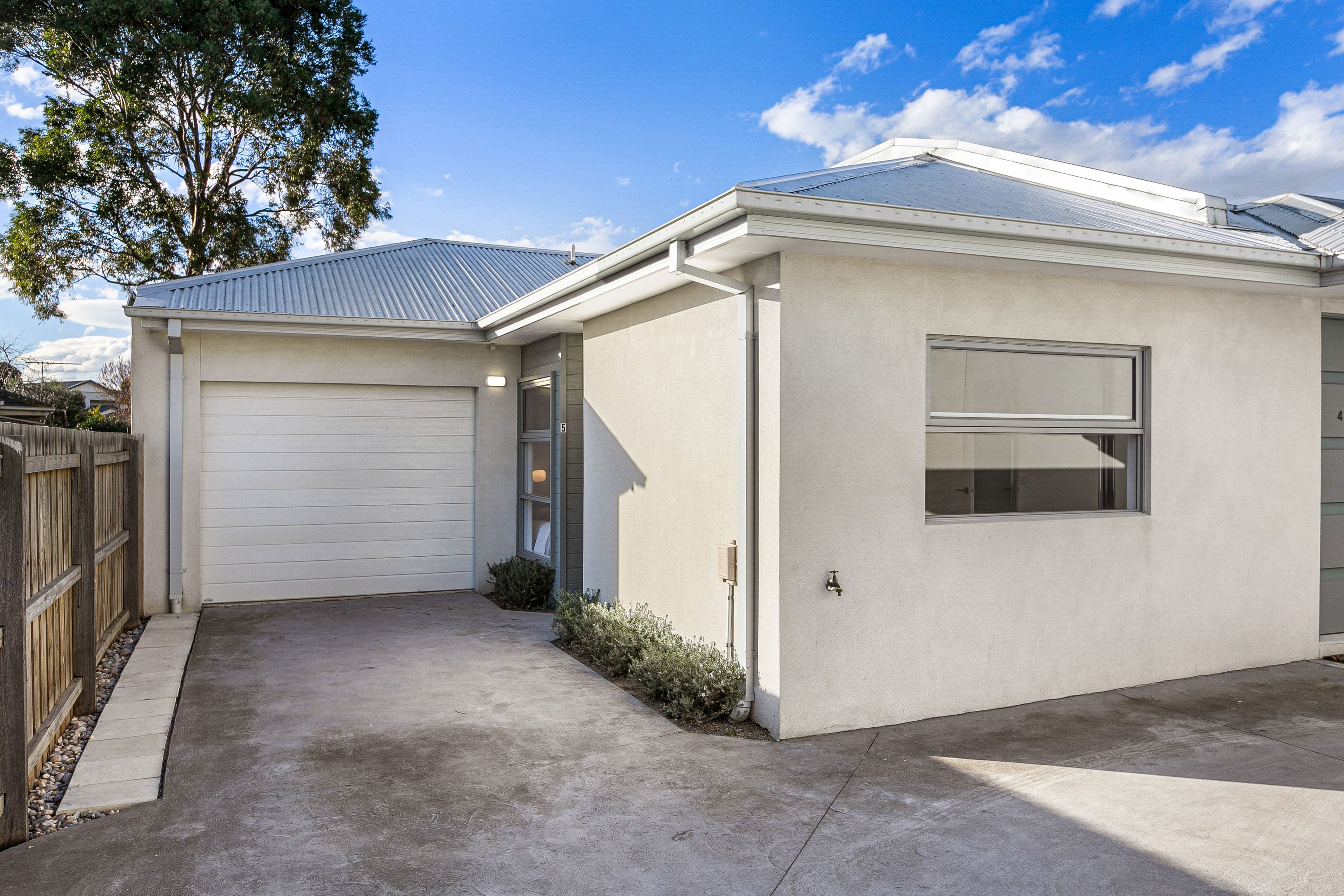 4 Robin Street , Altona VIC 3018