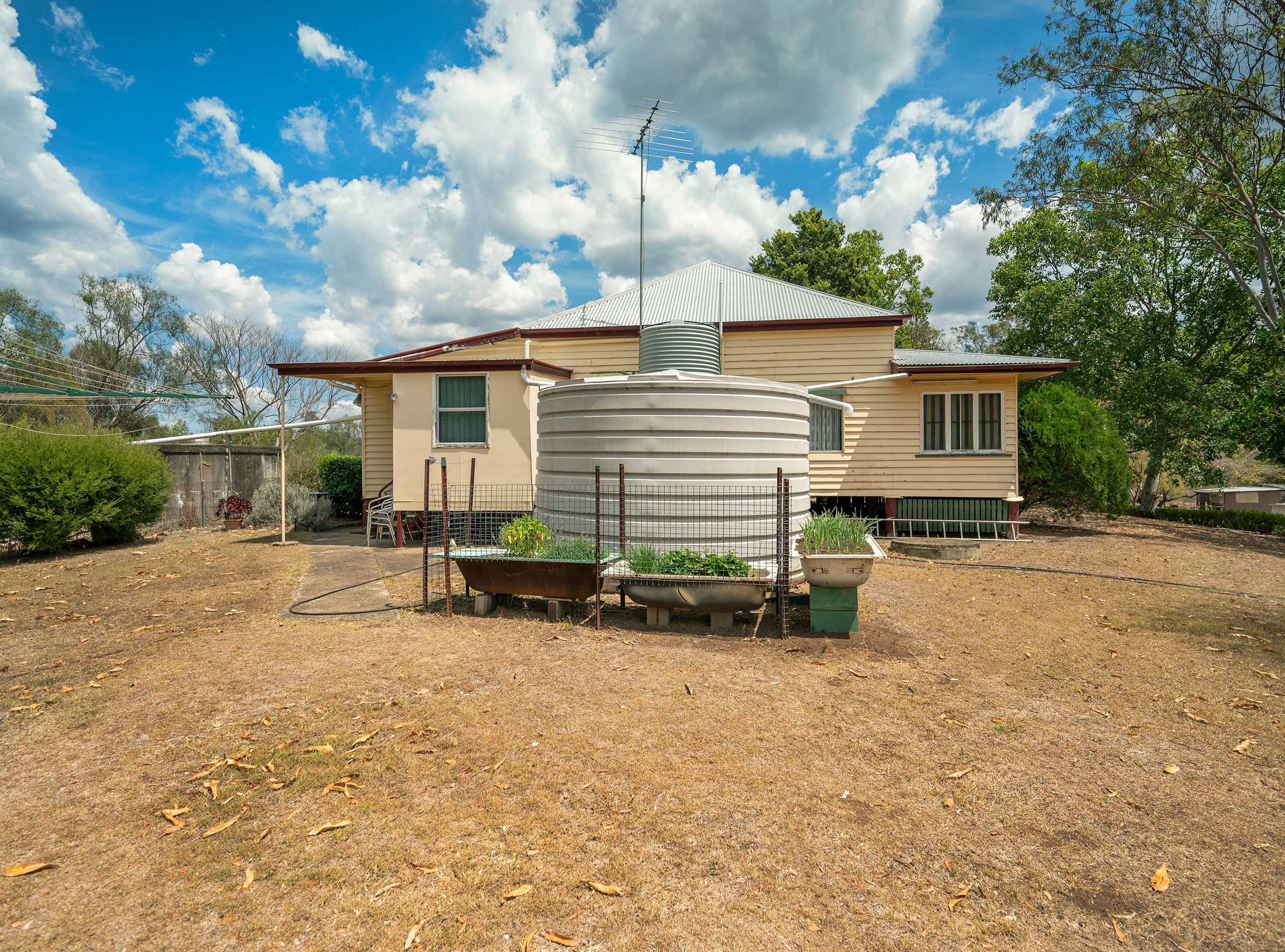 1851 Gatton Clifton Road — photo 15 of 30