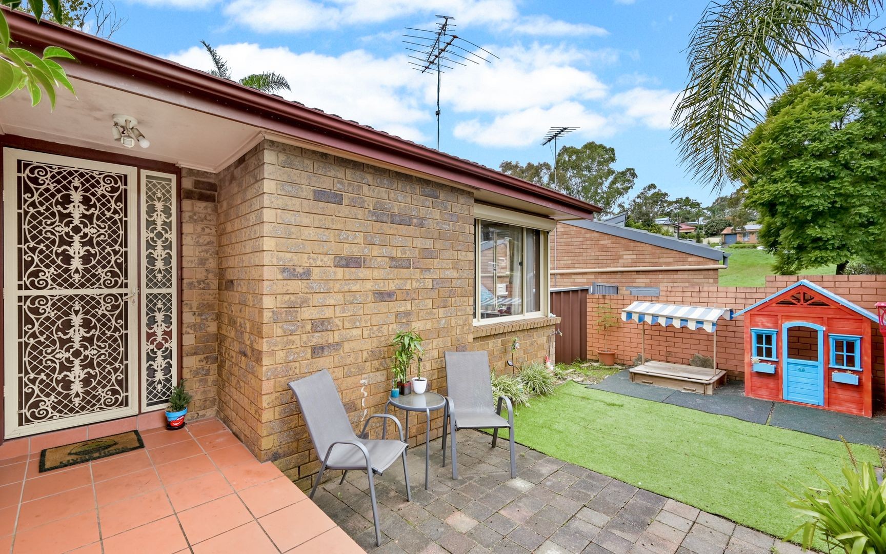 9 Peggotty Avenue, Ambarvale, NSW 2560