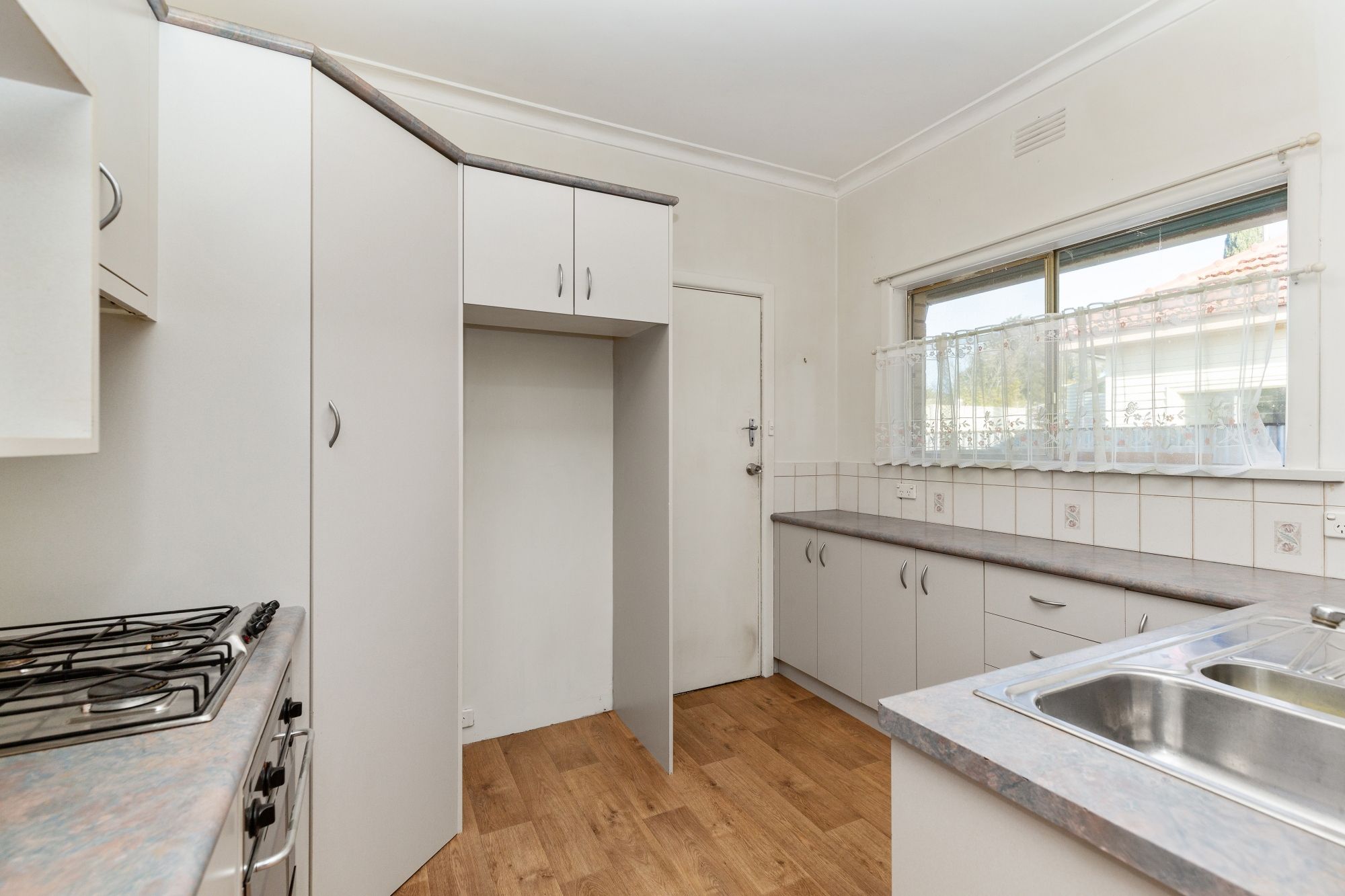14 Koomba Street, White Hills, VIC 3550