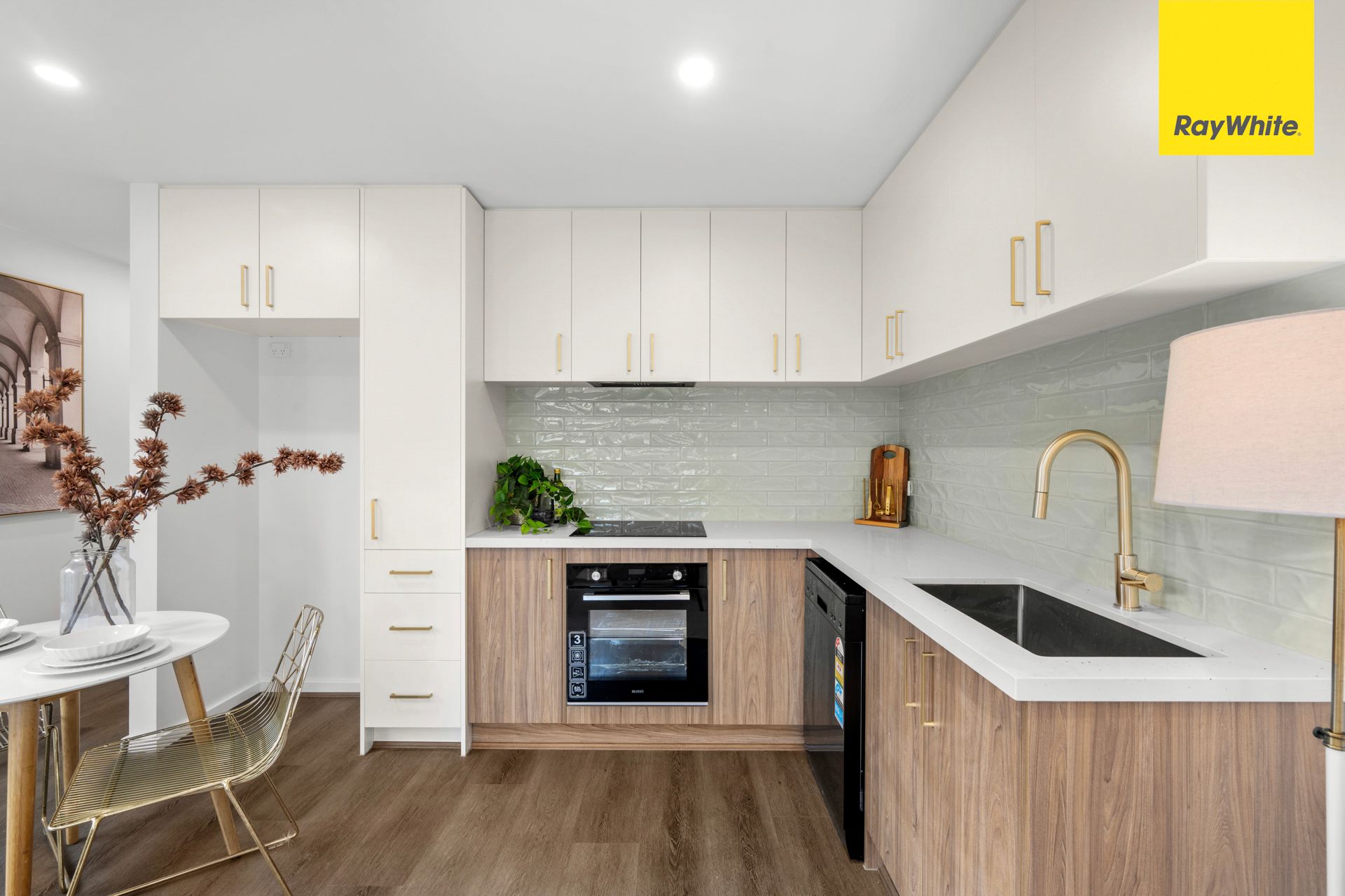 2 Bligh Street — photo 8 of 30