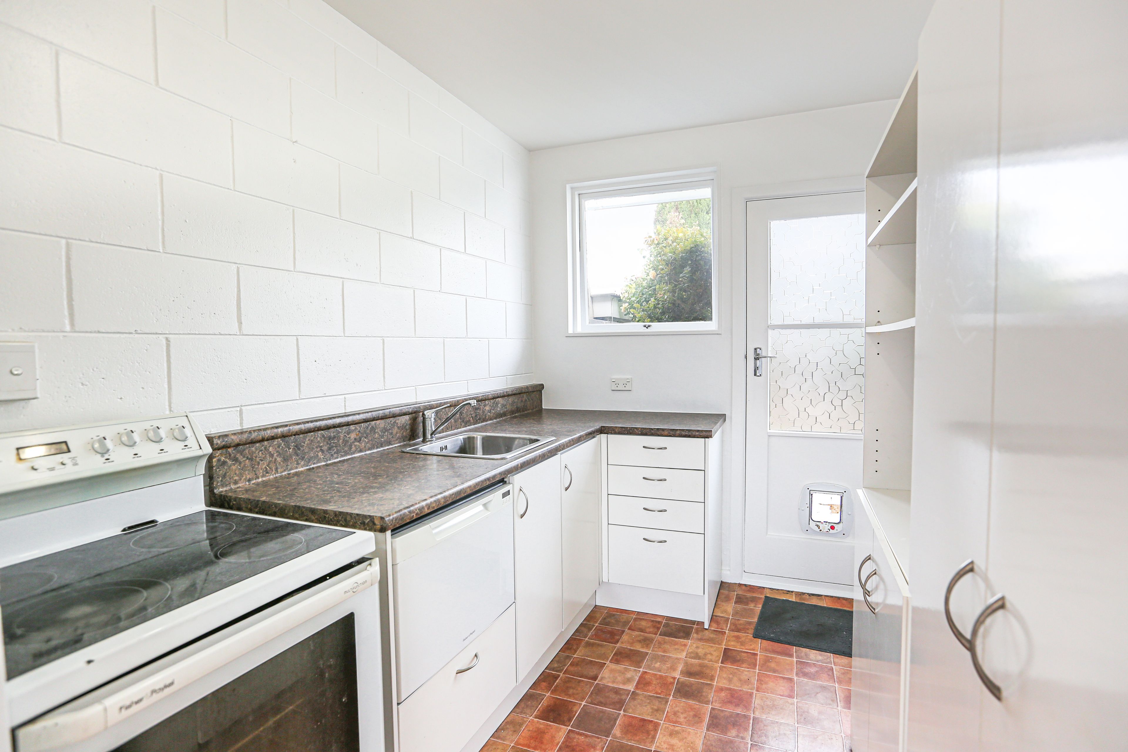 8/20A Dickson Crescent, Hornby, Christchurch City