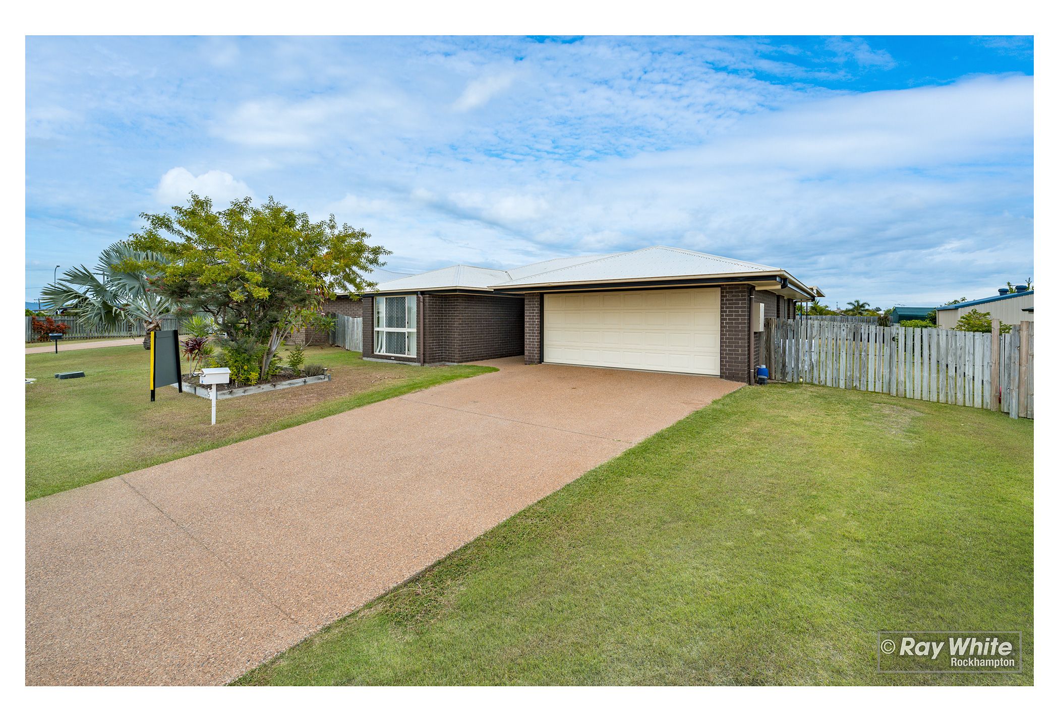 5 William Close, Gracemere QLD 4702