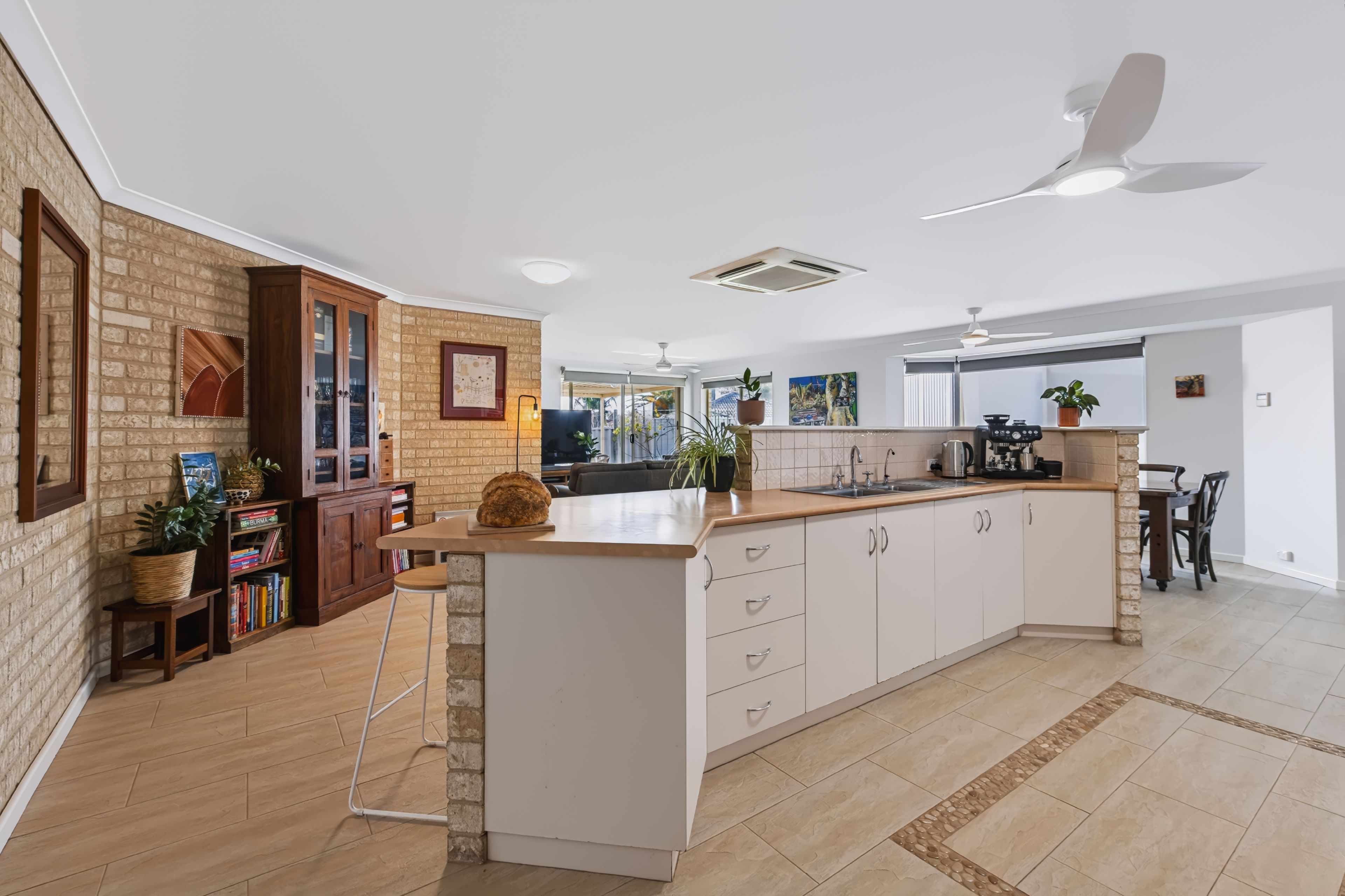 3 Aster Court — photo 7 of 30