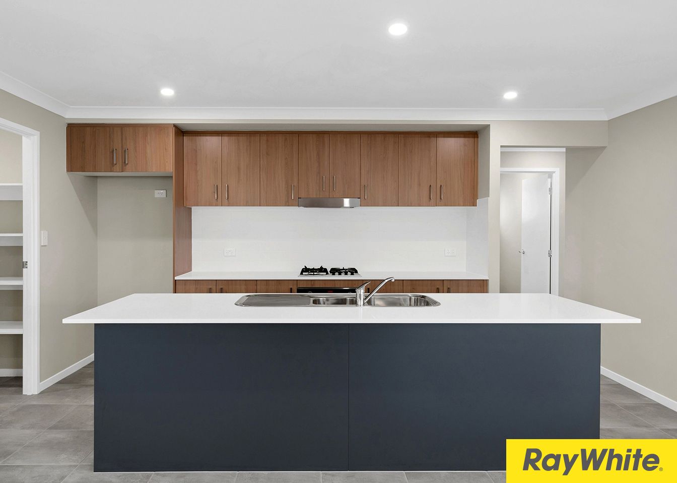 6 Sanur Street, Marsden, QLD 4132