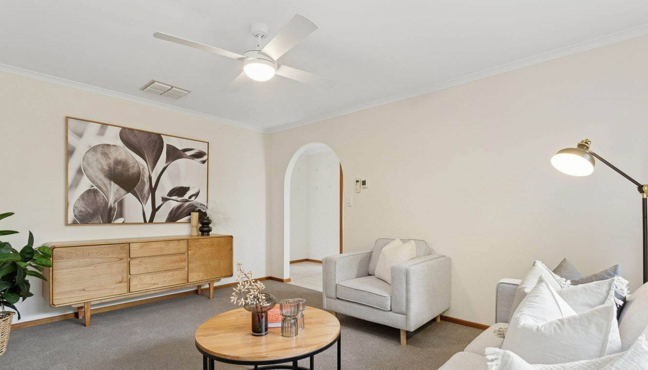 7 Warburton Drive, Woodcroft, SA 5162