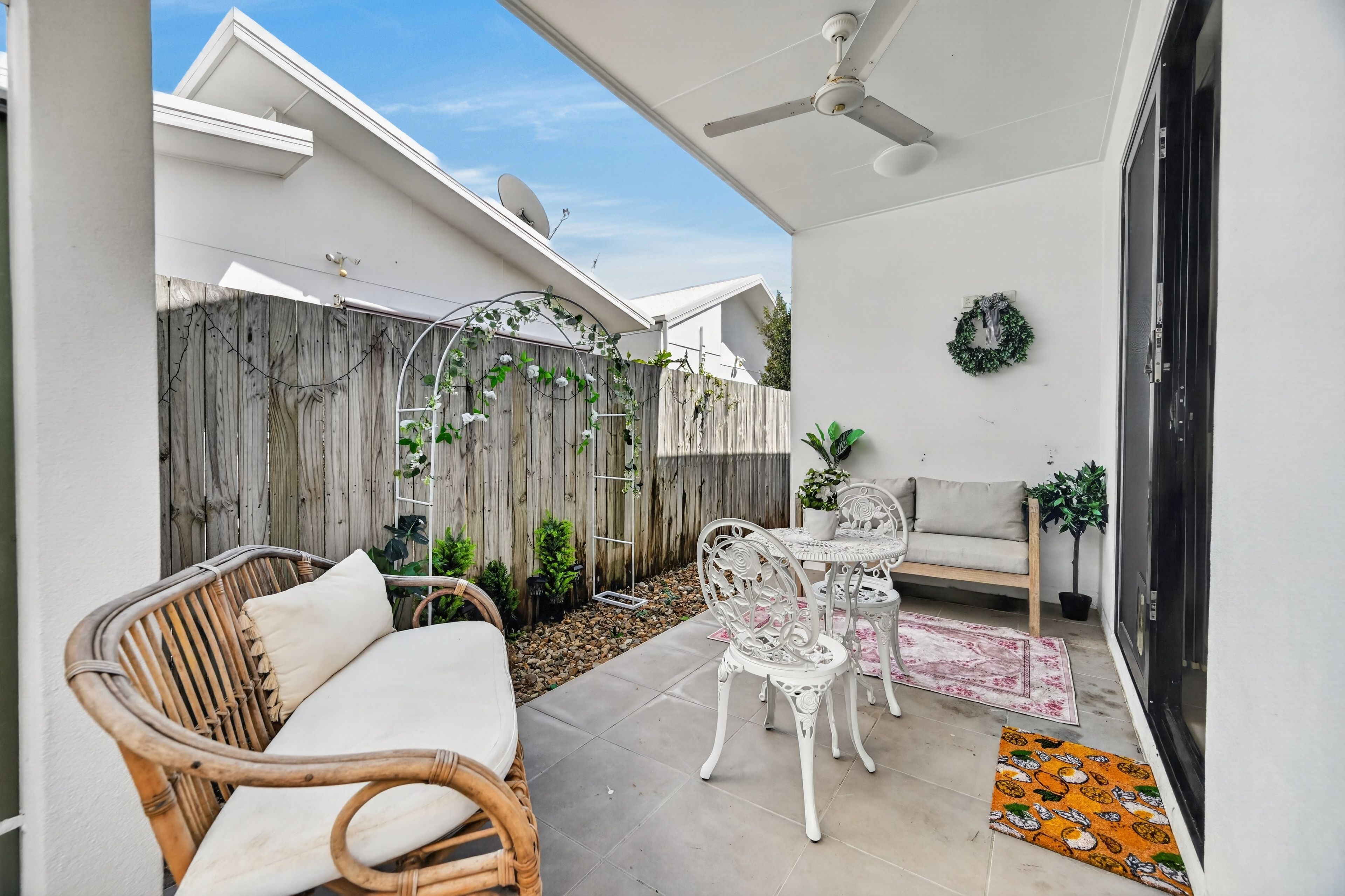 14 Rowley Place — photo 11 of 13